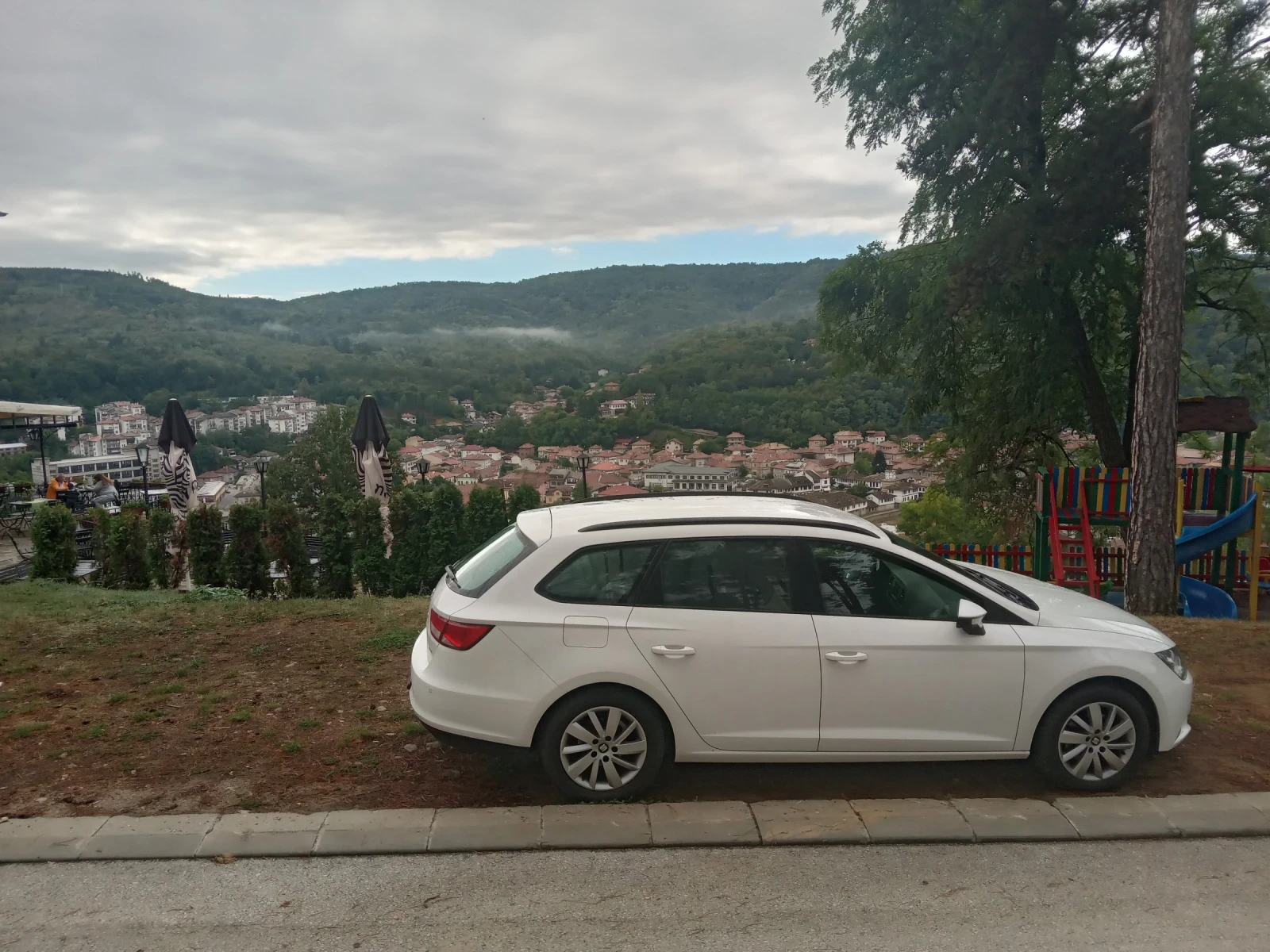 Seat Leon ST, 1.6 tdi, Common rail, 110 h.p., �������� CXXB | Mobile.bg � ����������� 3