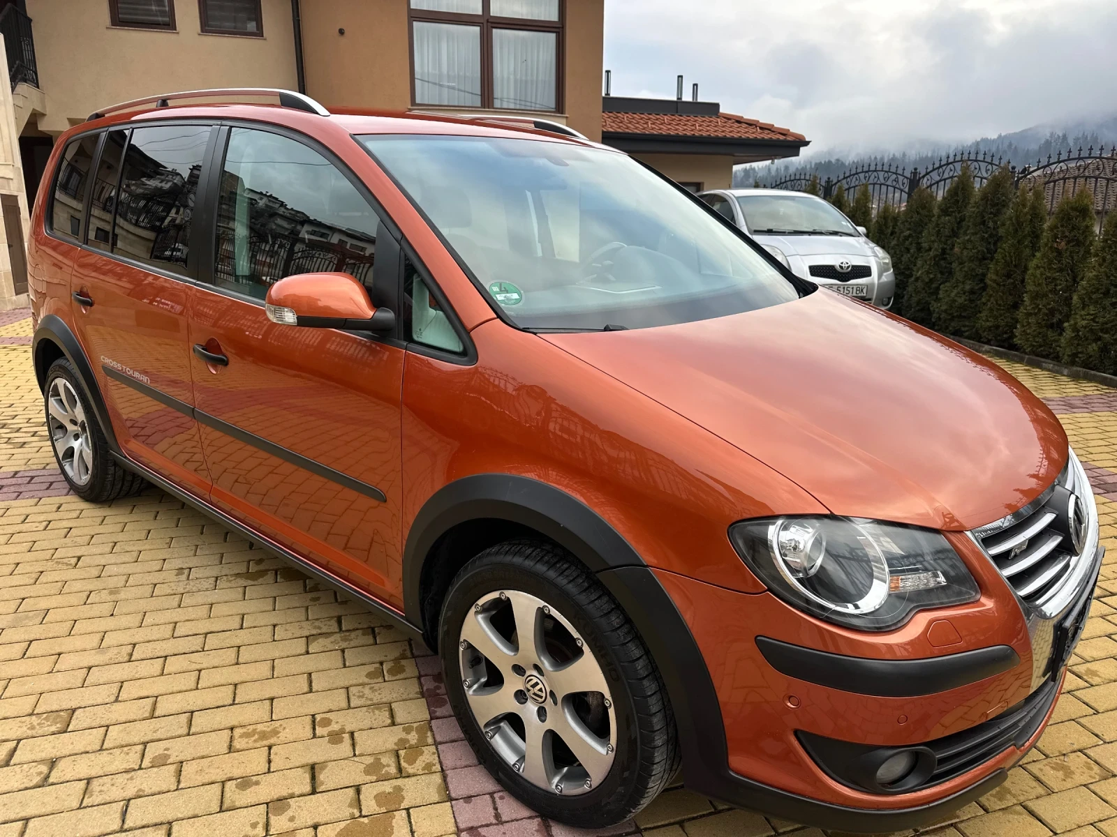 VW Touran 1.4 TSI Cross Touran - изображение 3