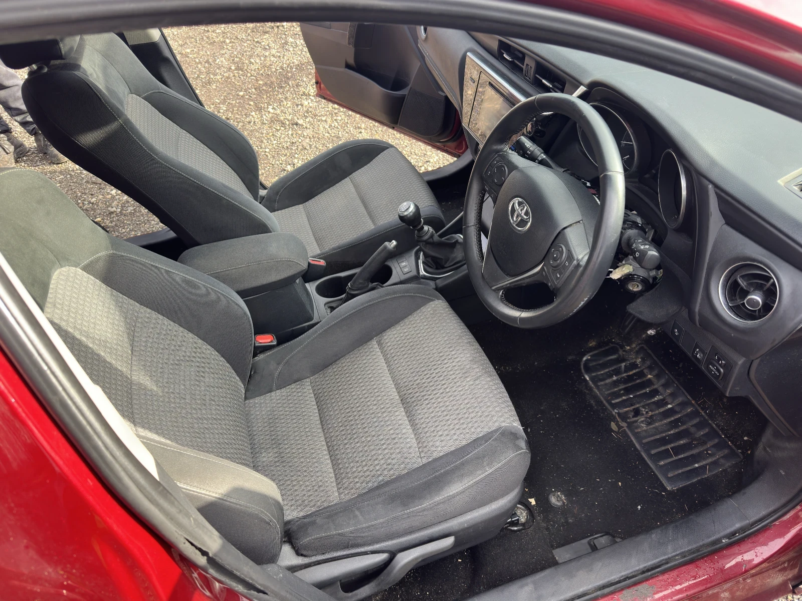 Toyota Auris 1.2 turbo 116кс На части! - изображение 6