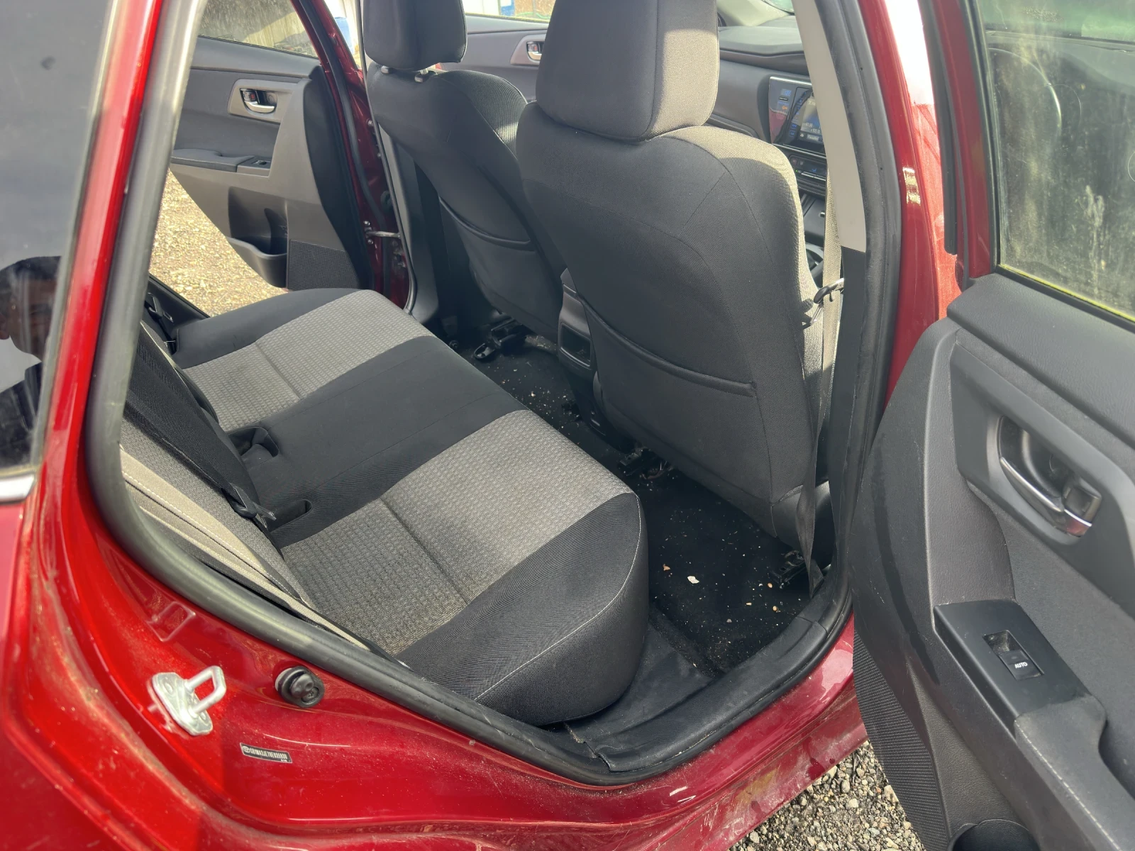 Toyota Auris 1.2 turbo 116кс На части! - изображение 9