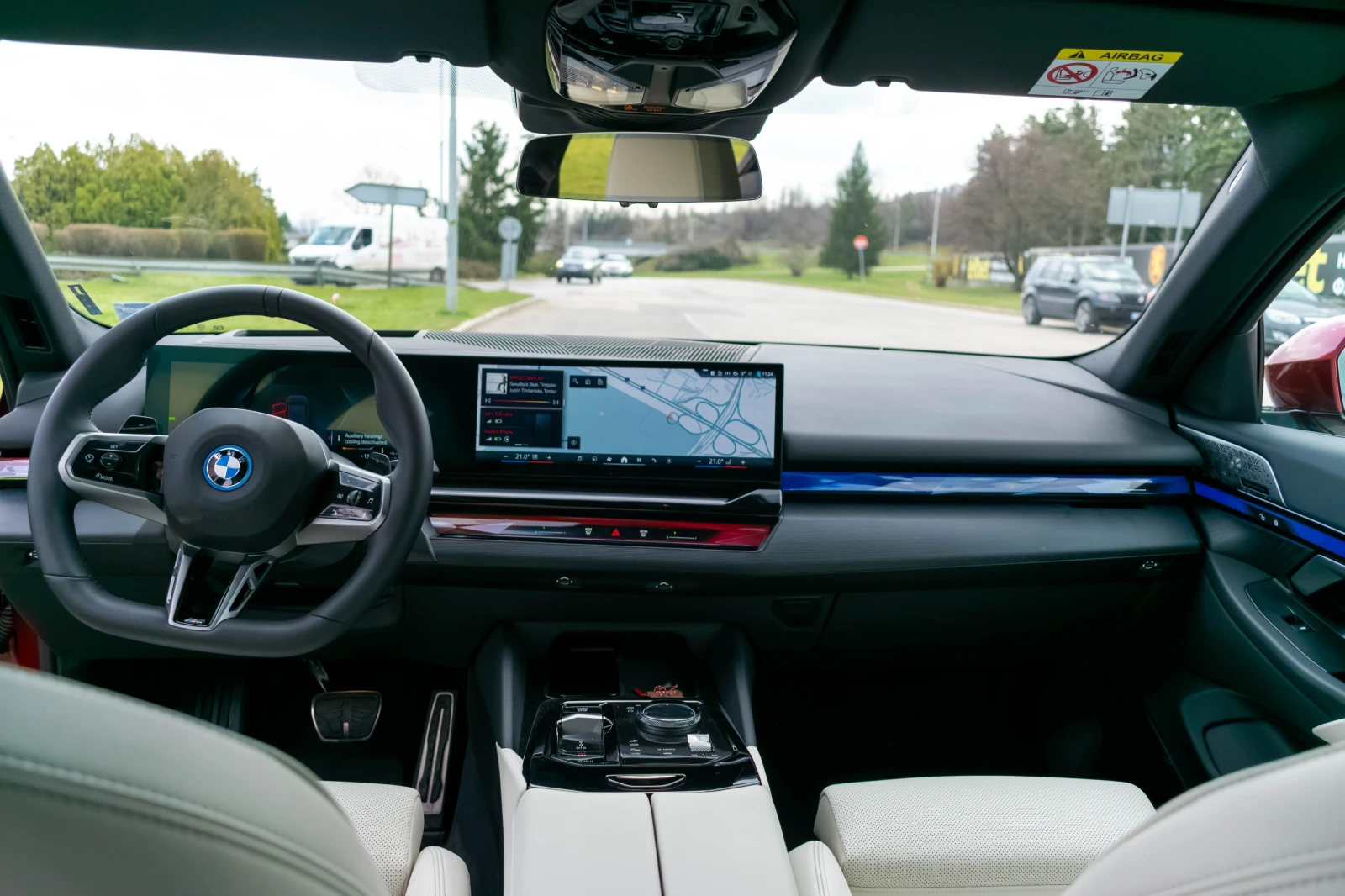 BMW 550 550e, снимка 10 - Автомобили и джипове - 53515614