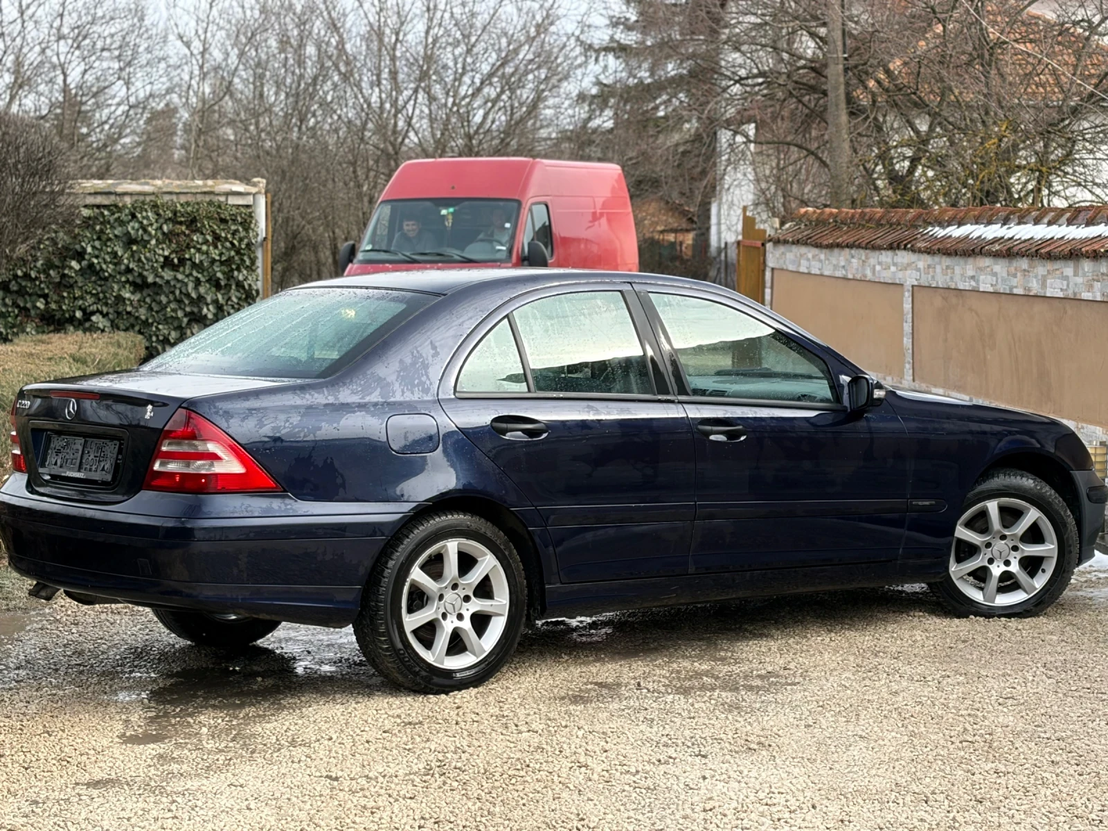 Mercedes-Benz C 220 2.2D 150hp Automatic  - изображение 4