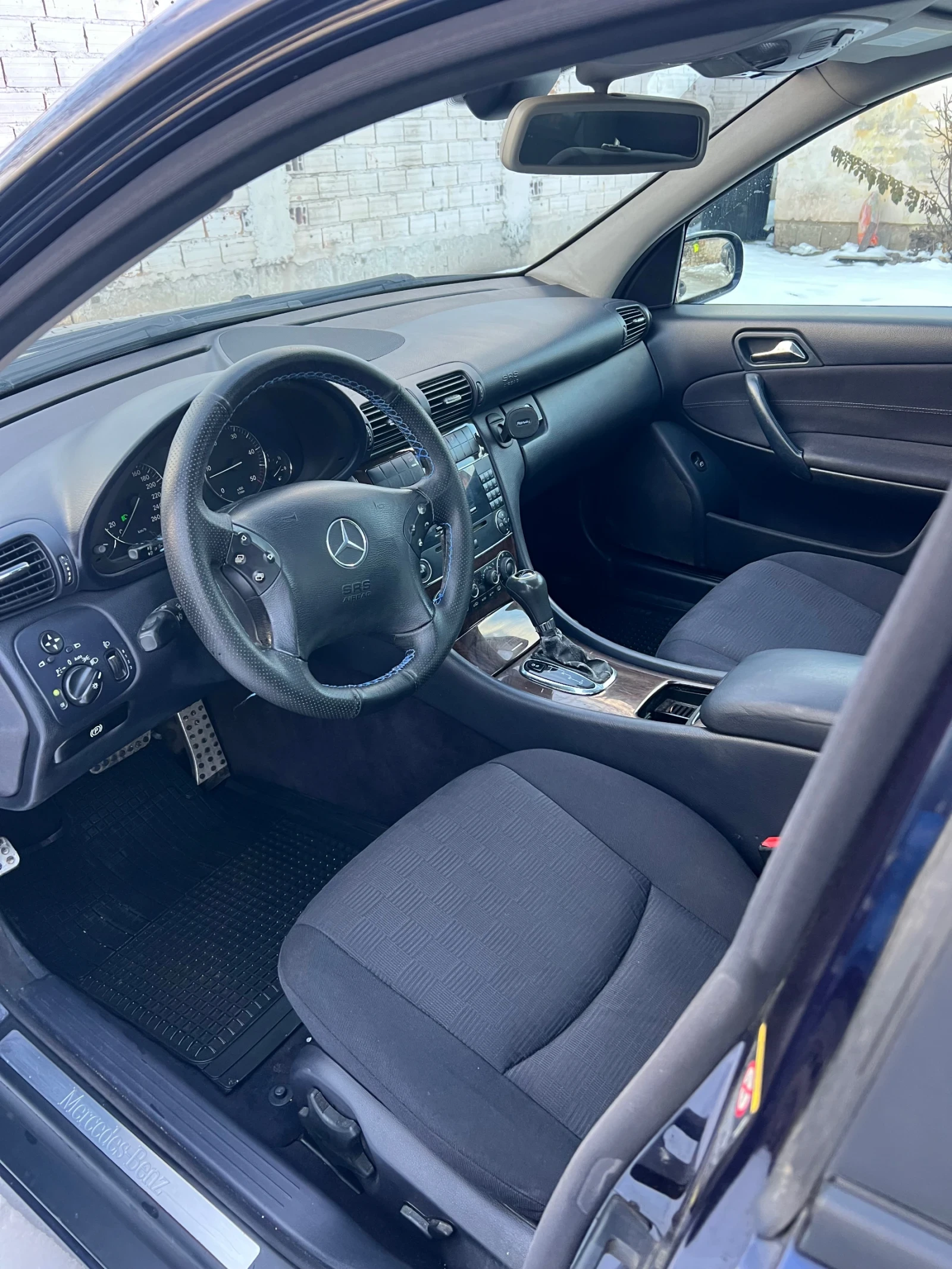 Mercedes-Benz C 220 2.2D 150hp Automatic  - изображение 8