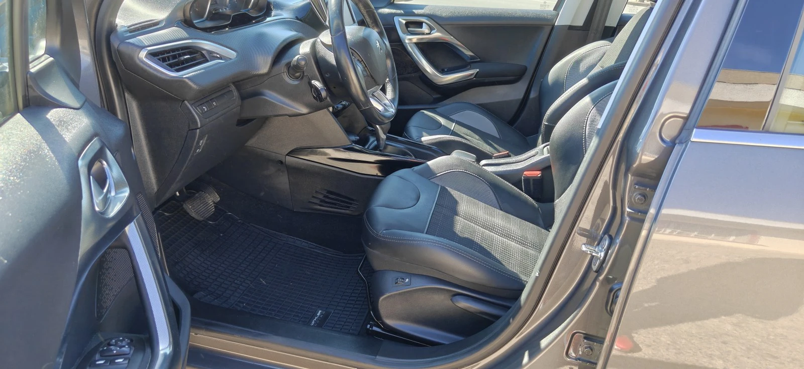 Peugeot 2008 Automat, Face33хил, снимка 10 - Автомобили и джипове - 53746523