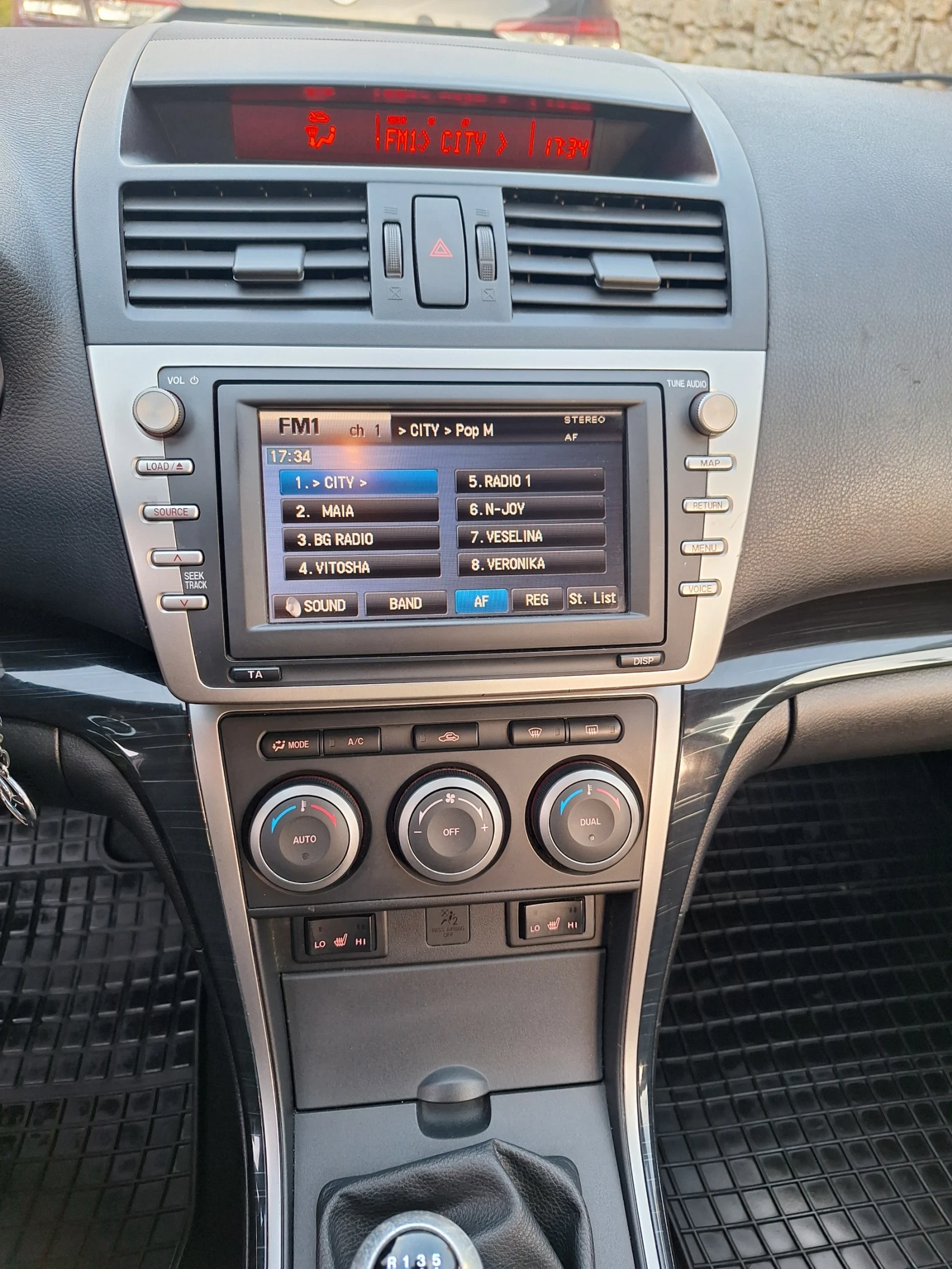 Mazda 6, снимка 13 - Автомобили и джипове - 53814129