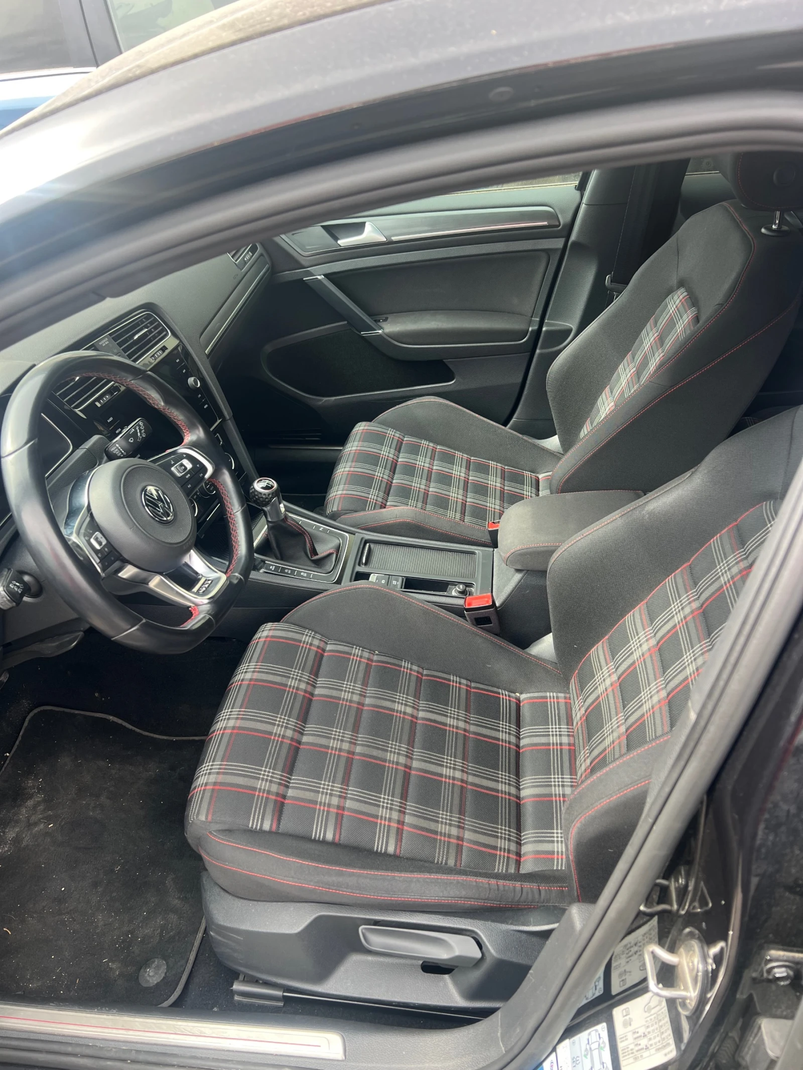 VW Golf GTI na 4asti | Mobile.bg � ����������� 5
