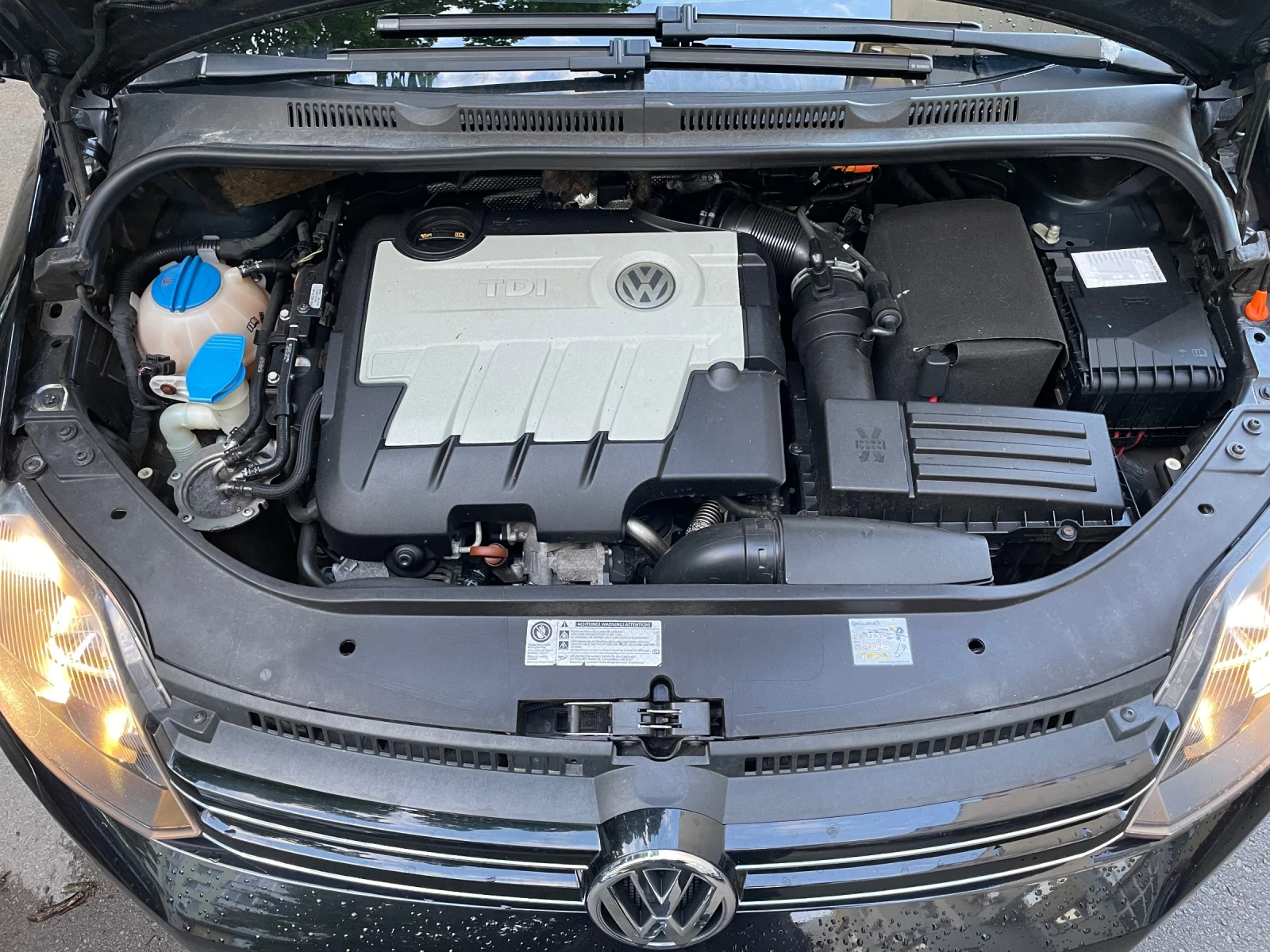 VW Golf Plus 2.0TDI, РЕГИСТРИРАН, ОБСЛУЖЕН, ТЕГЛИЧ, 8 НОВИ ГУМИ, снимка 15 - Автомобили и джипове - 53987112