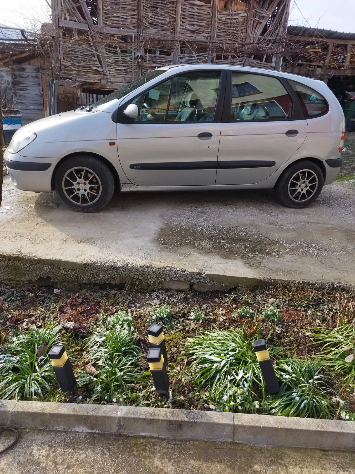Renault Scenic, снимка 3 - Автомобили и джипове - 54308673