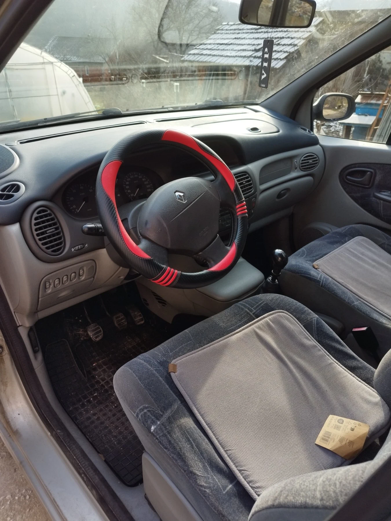 Renault Scenic, снимка 6 - Автомобили и джипове - 54308673