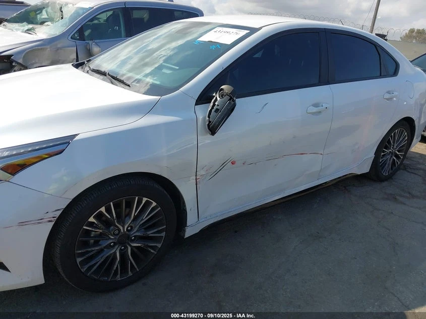 Kia Forte 2l Gt-Line | Mobile.bg � ����������� 6