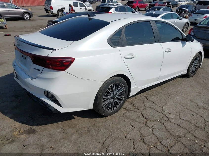 Kia Forte 2l Gt-Line | Mobile.bg � ����������� 4