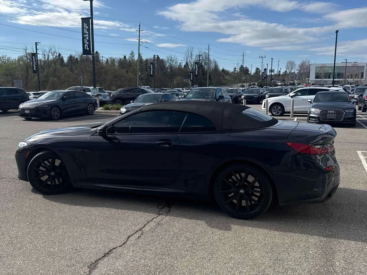 BMW 850 DISTRONIC| SOFT-CLOSE| KEYLESS| HEAD-UP| 360, снимка 3 - Автомобили и джипове - 54445721