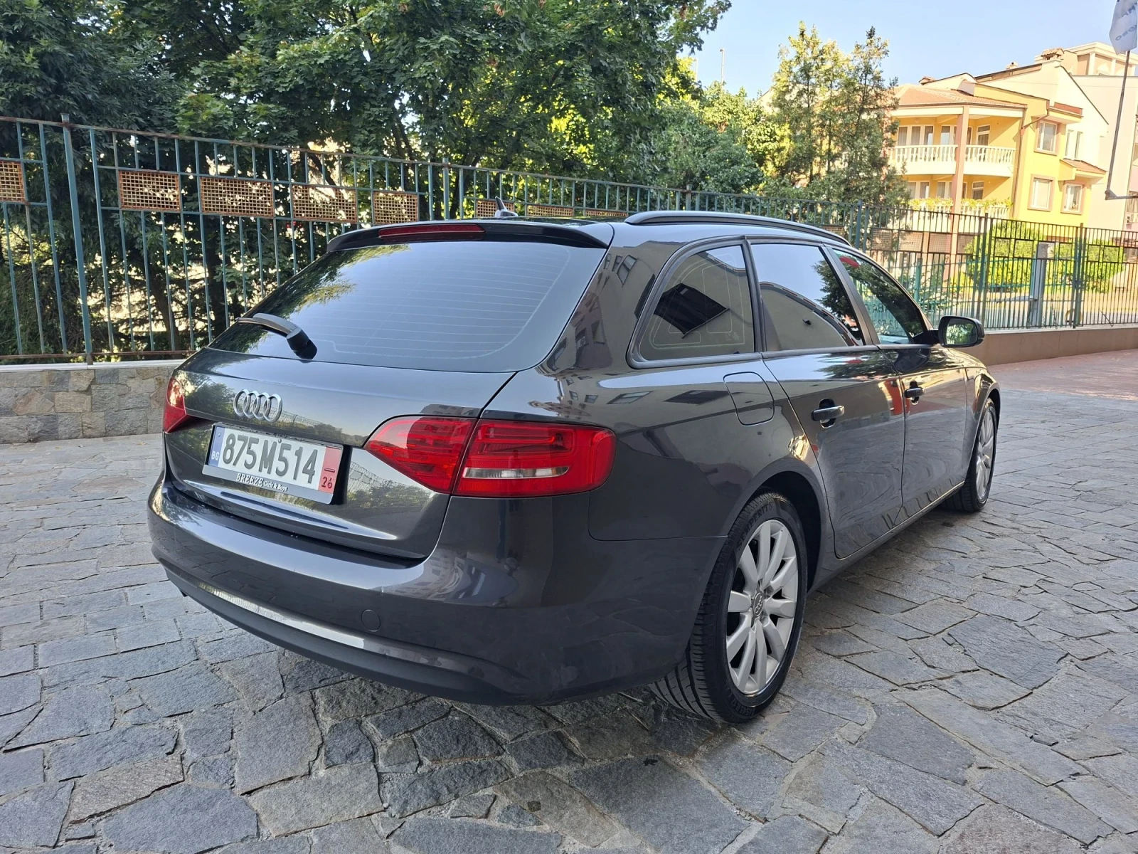 Audi A4 2.0, снимка 10 - Автомобили и джипове - 54993806