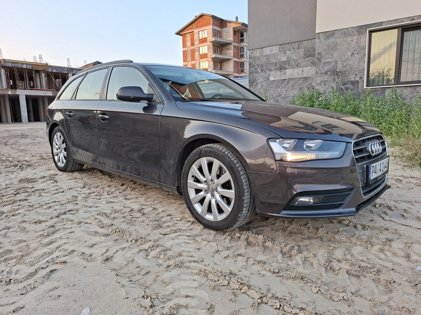 Audi A4 2.0, снимка 7 - Автомобили и джипове - 54993806