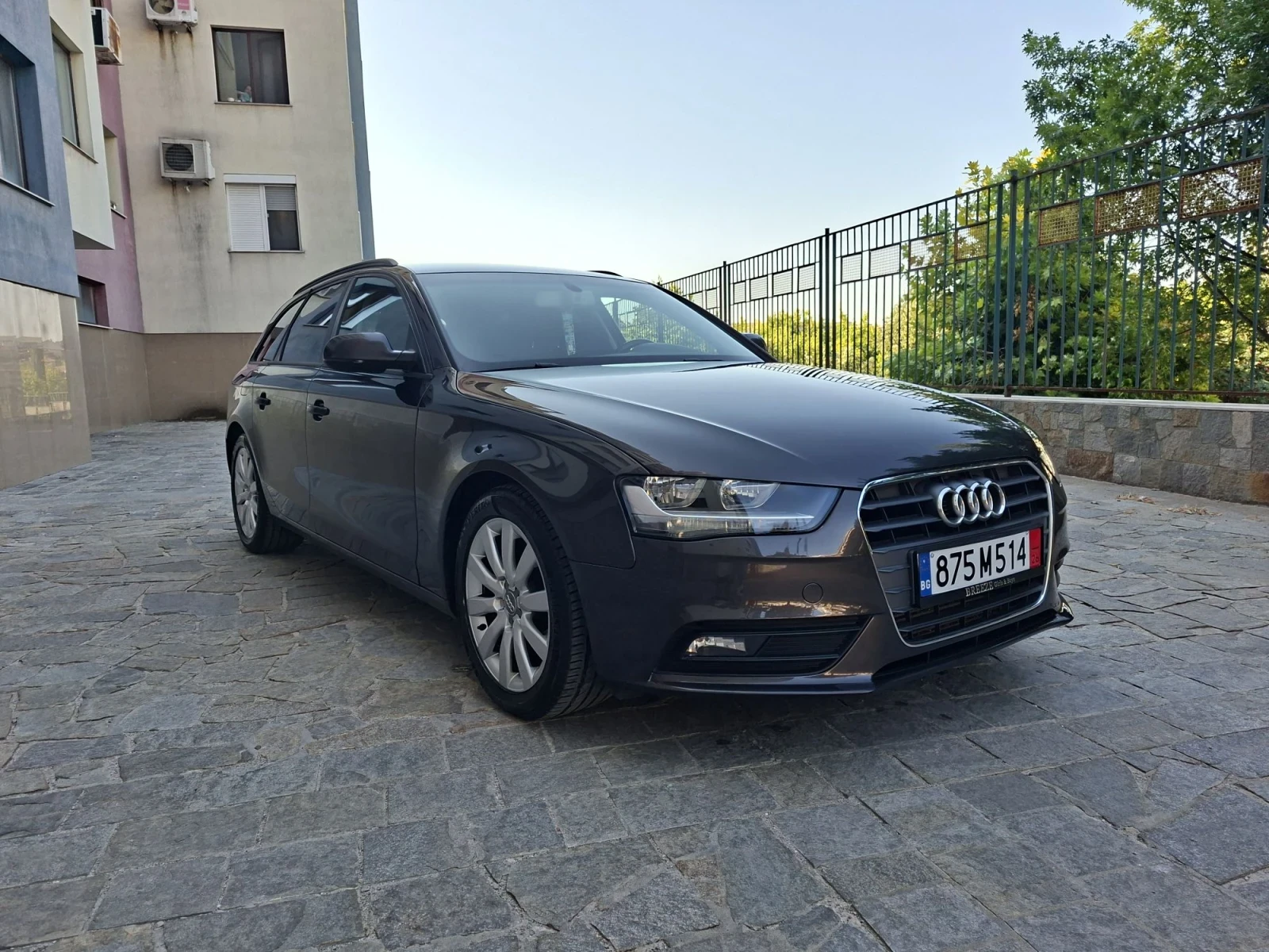 Audi A4 2.0, снимка 2 - Автомобили и джипове - 54993806