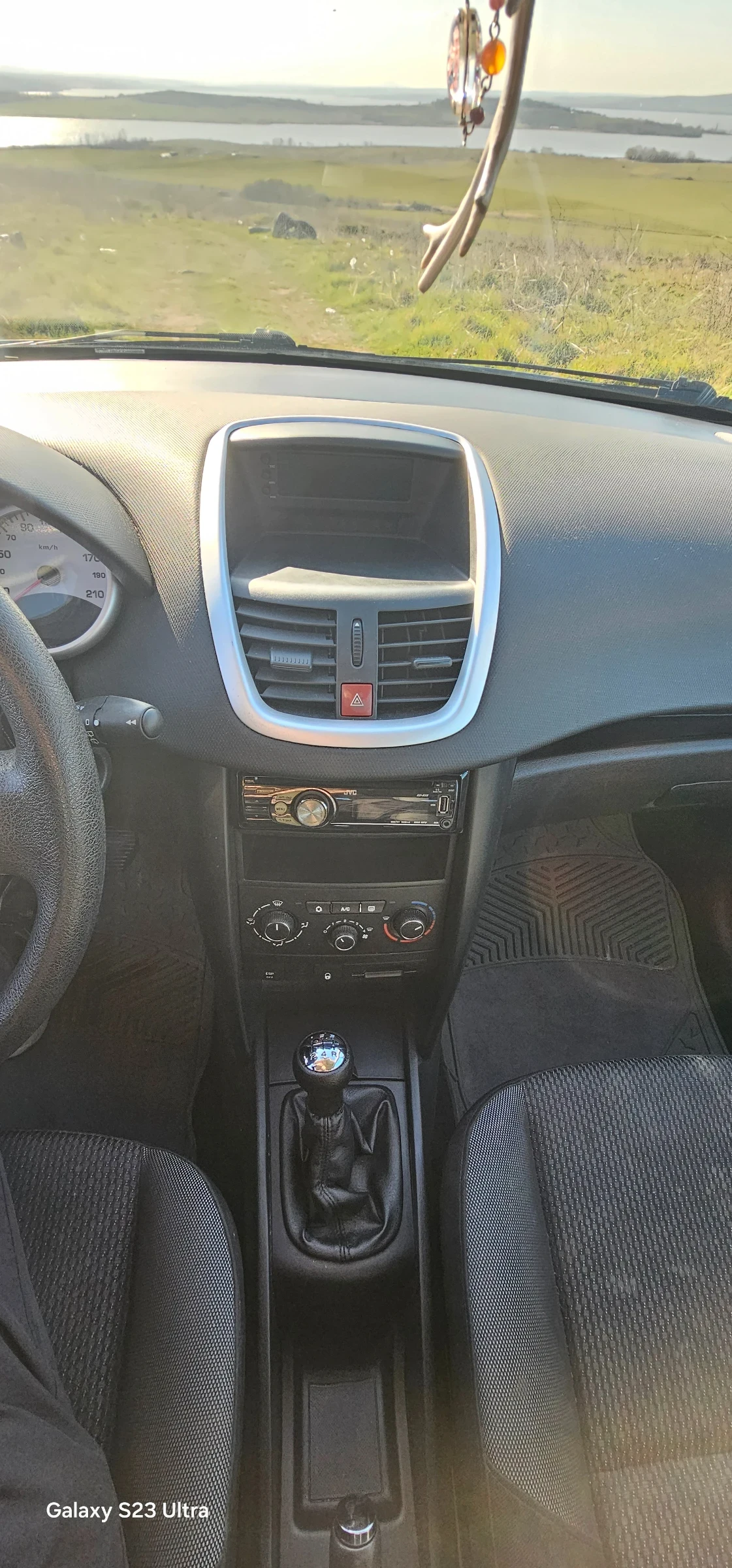 Peugeot 207 Газ, снимка 8 - Автомобили и джипове - 55192200