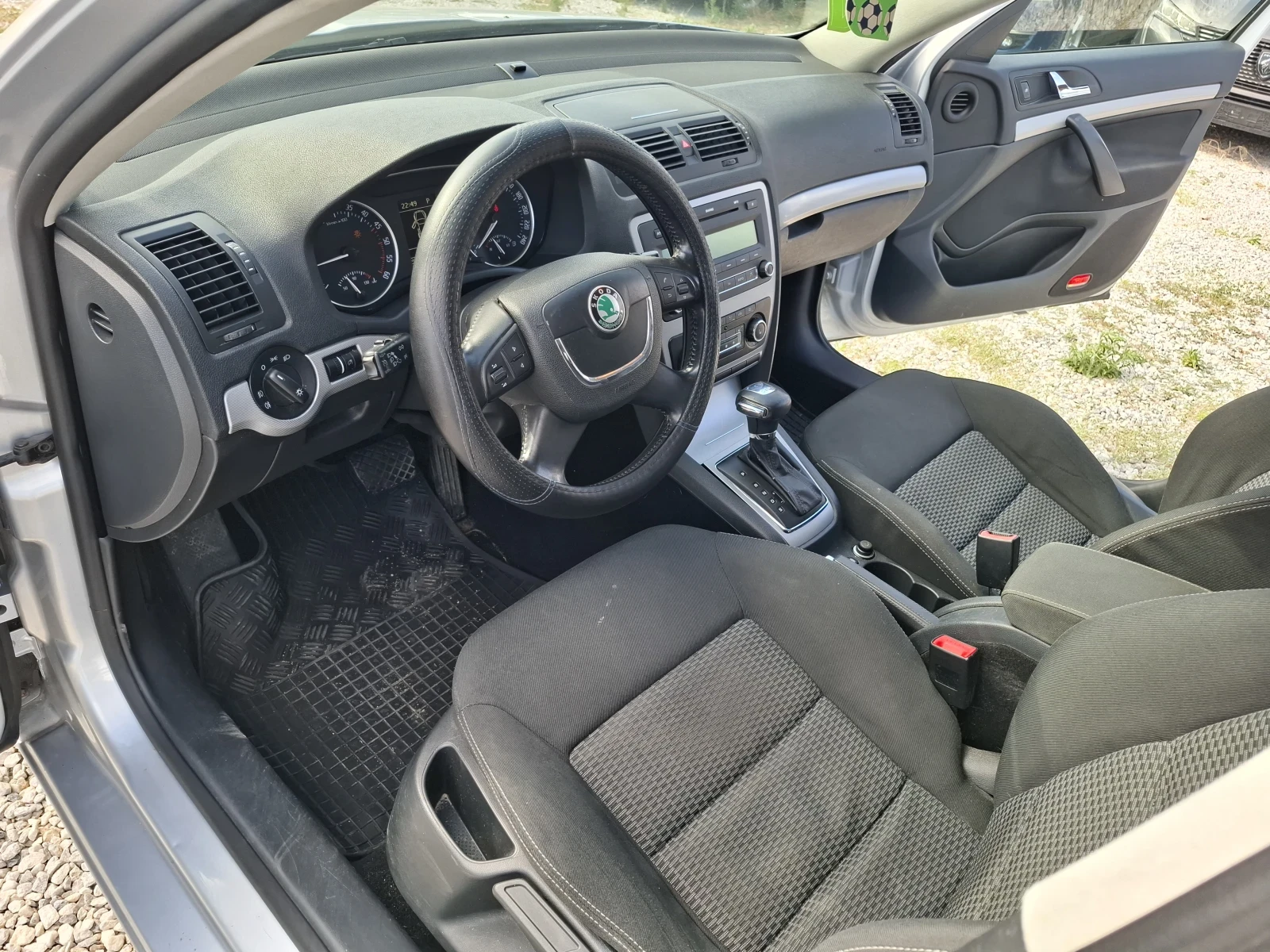 Skoda Octavia, снимка 8 - Автомобили и джипове - 55311428