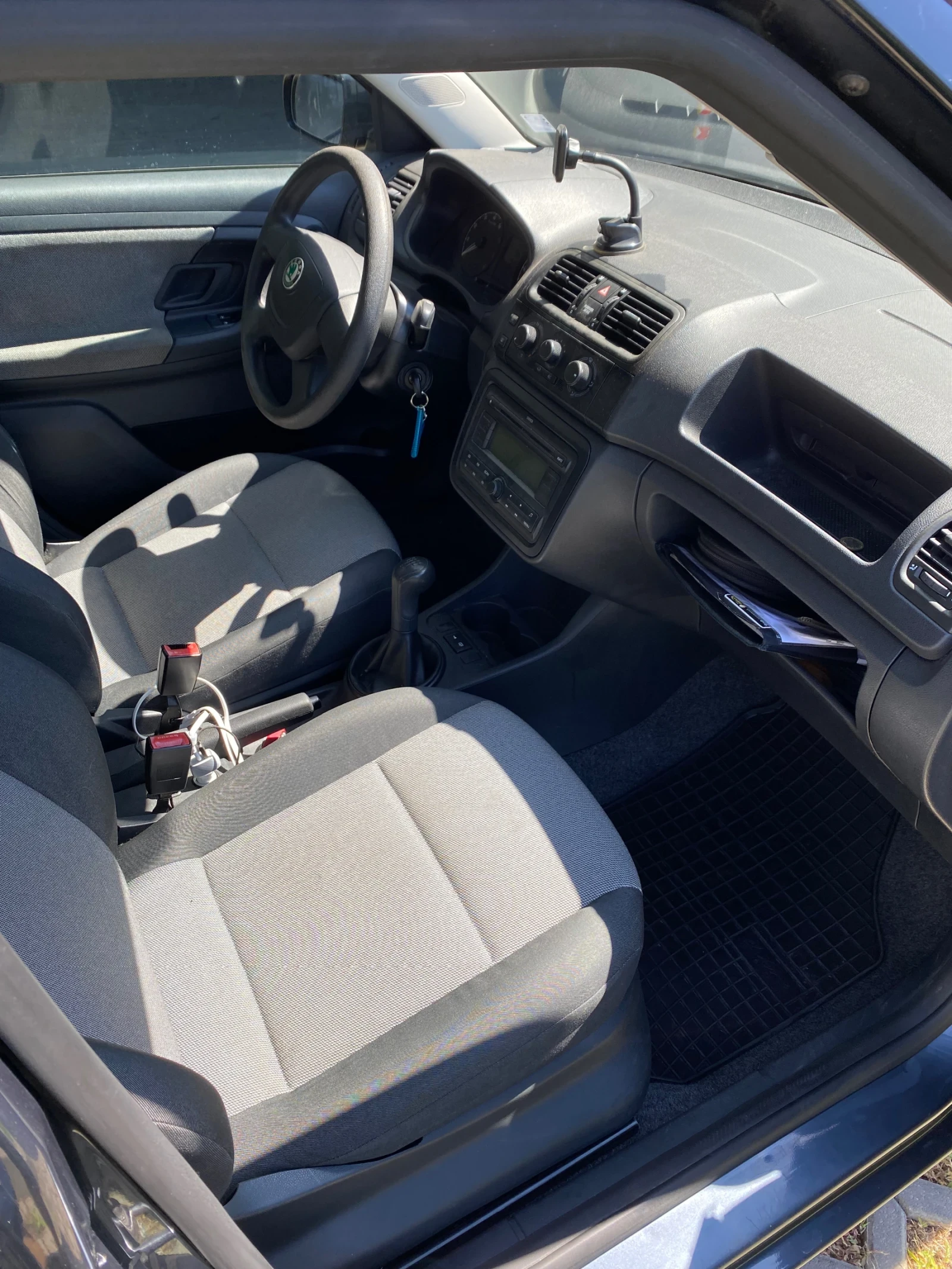 Skoda Fabia, снимка 12 - Автомобили и джипове - 55768532