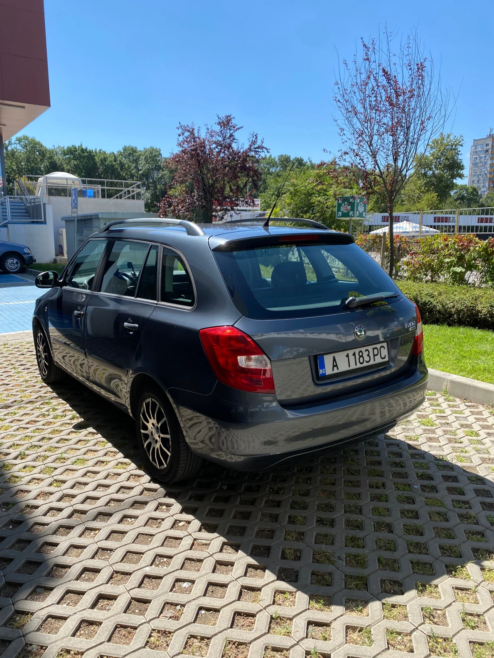 Skoda Fabia, снимка 5 - Автомобили и джипове - 55768532