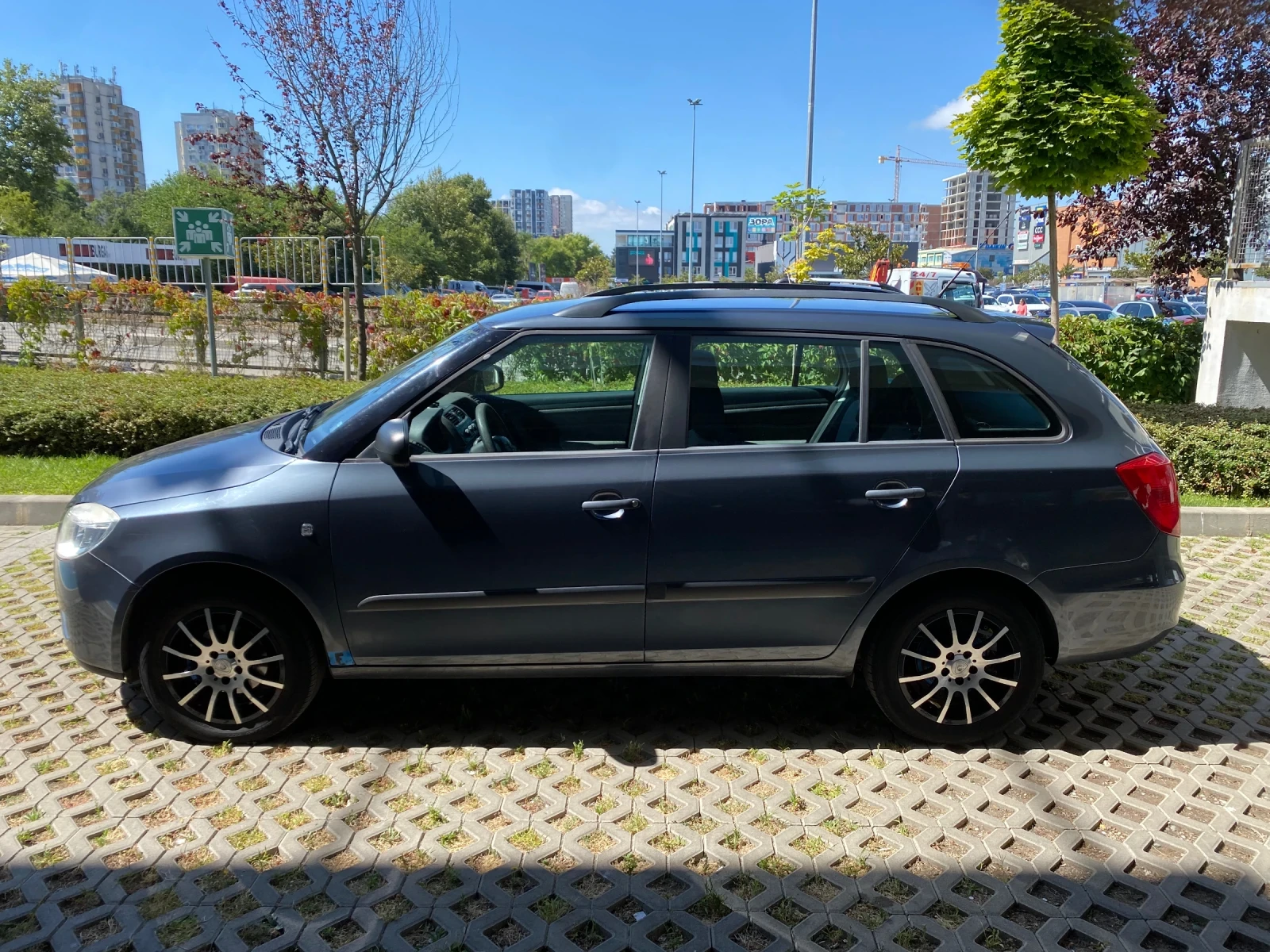 Skoda Fabia, снимка 4 - Автомобили и джипове - 55768532