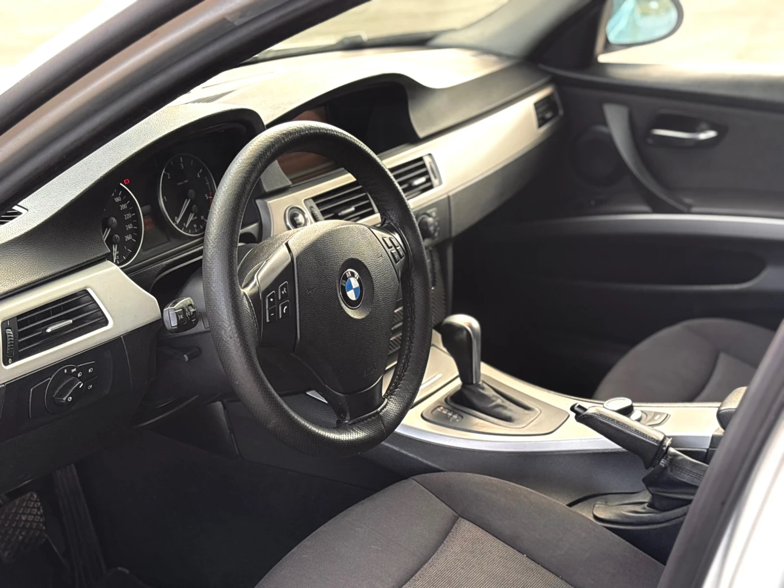BMW 330 231, снимка 6 - Автомобили и джипове - 55803701