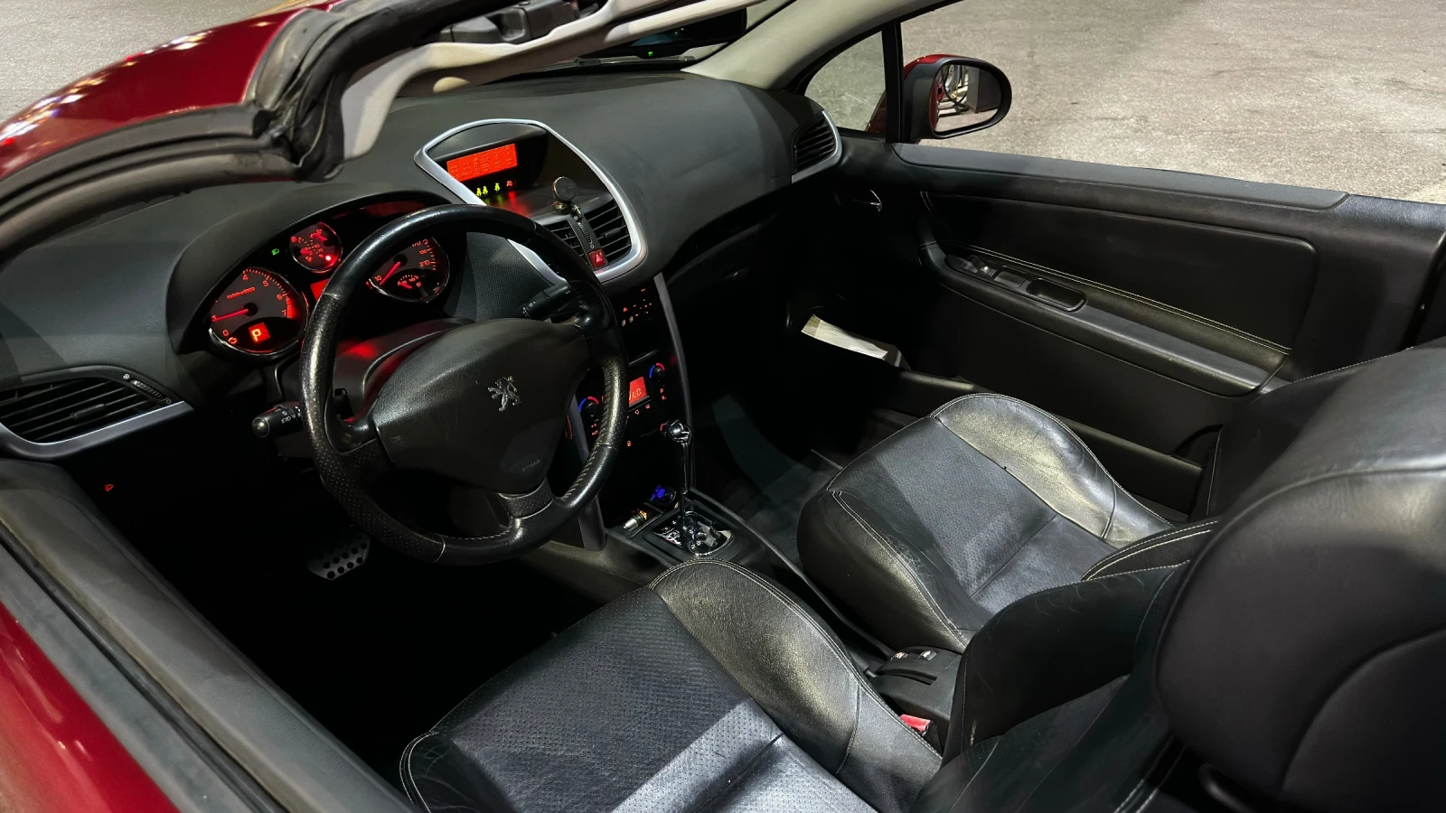 Peugeot 207, снимка 11 - Автомобили и джипове - 55990045