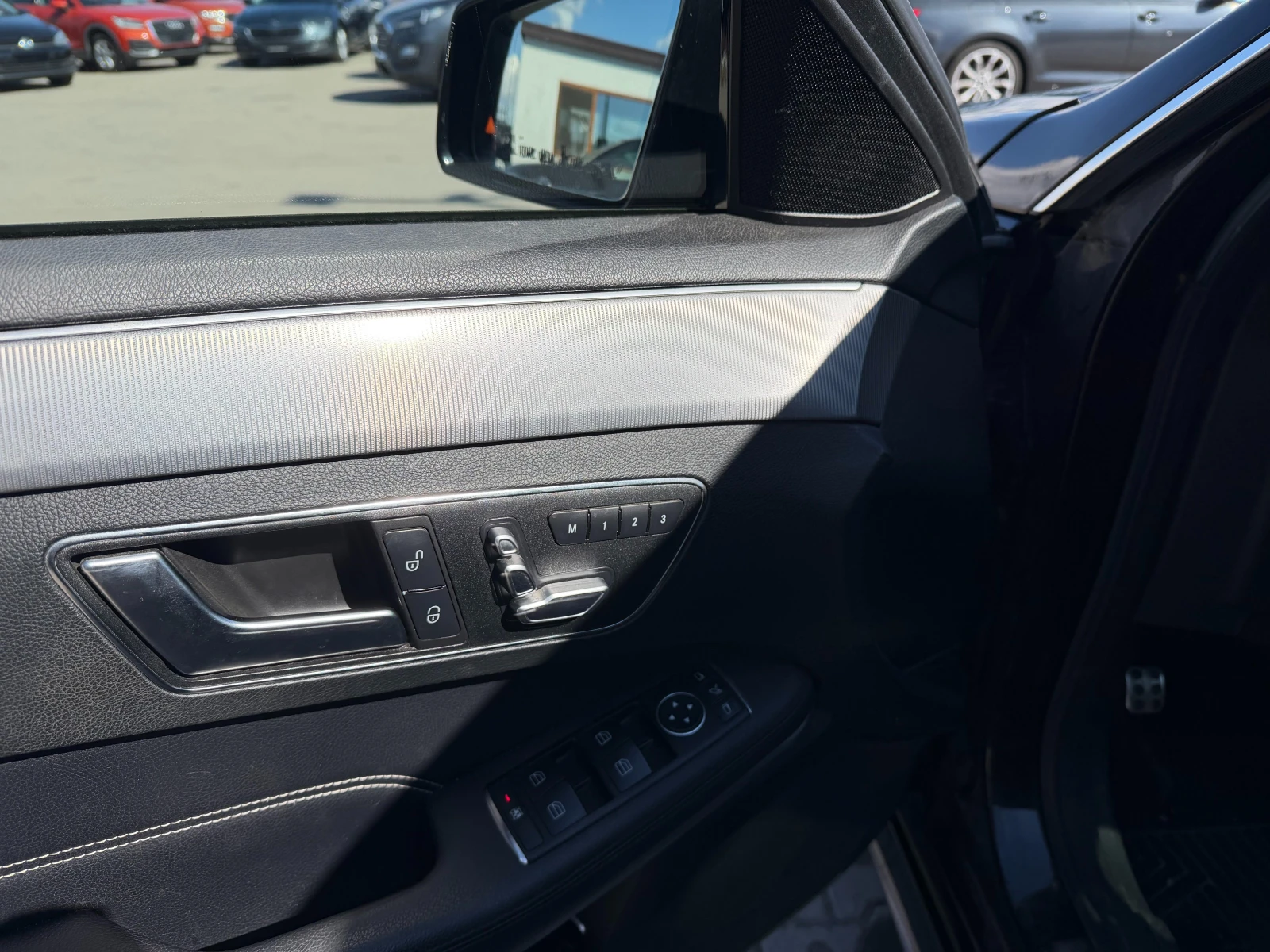 Mercedes-Benz E 350 CDI AIRMATIC AVTOMAT/NAVI/KOJA EURO 6, снимка 13 - Автомобили и джипове - 56213442