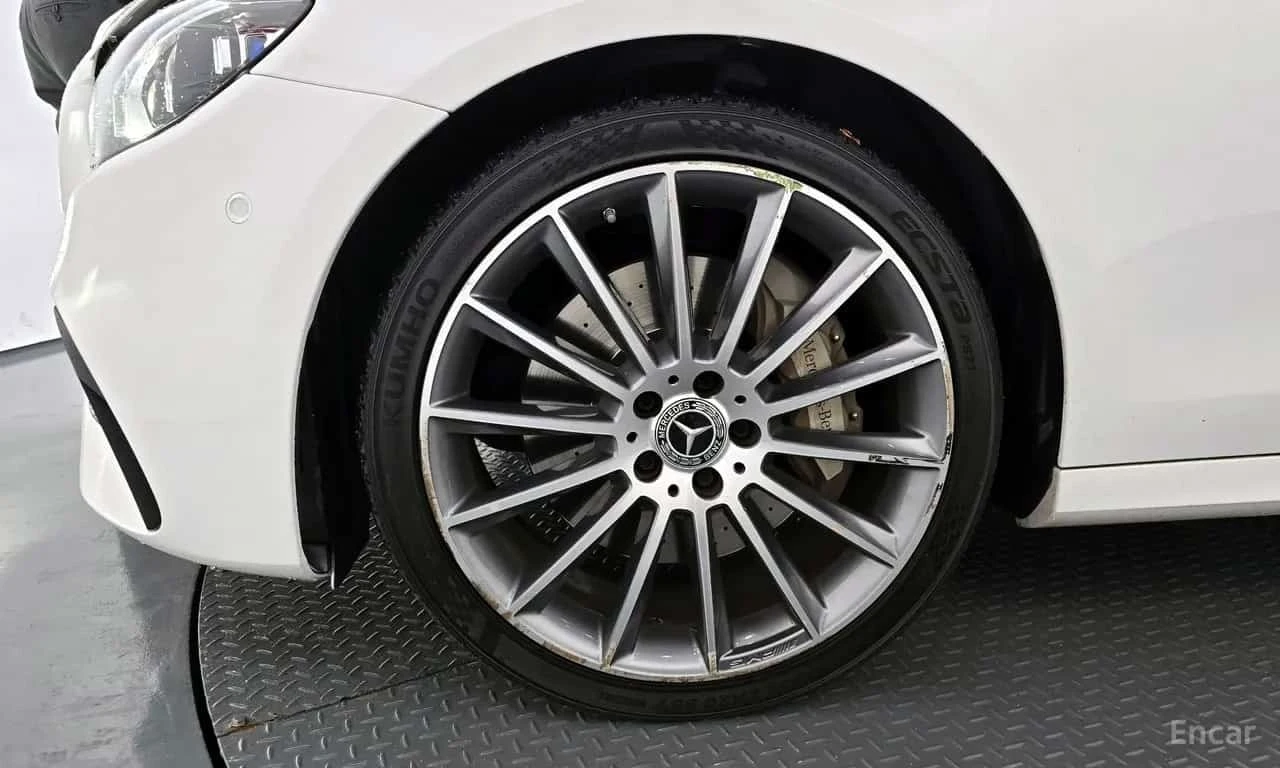 Mercedes-Benz E 350 * E350 4MATIC AMG Line Edition * ЦЕНА ДО БГ, снимка 5 - Автомобили и джипове - 56297319