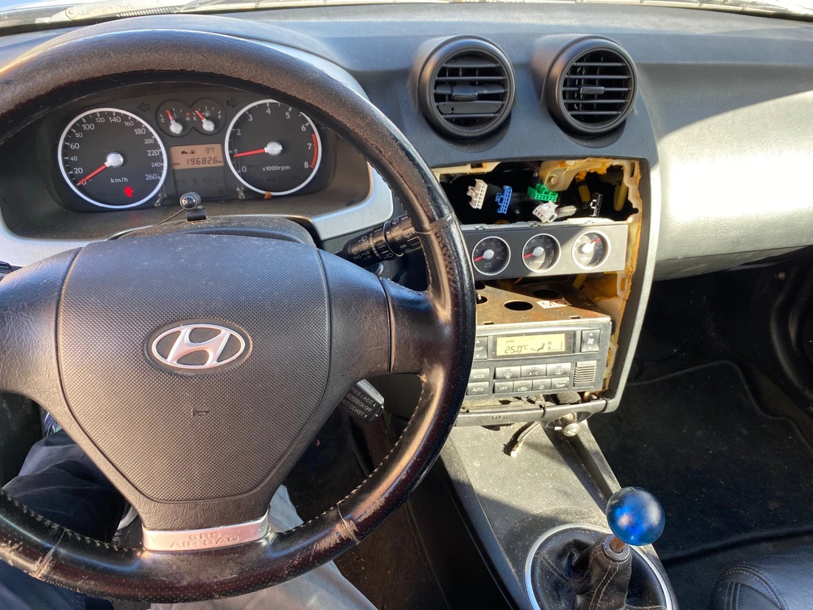 Hyundai Coupe 2.0, снимка 7 - Автомобили и джипове - 56642812