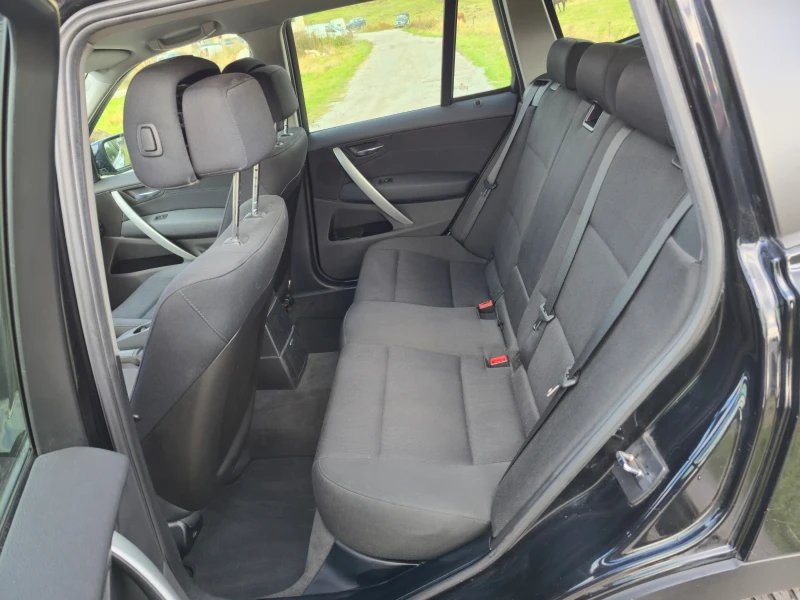 BMW X3 Facelift 2.0D X Drive Автоматик, снимка 15 - Автомобили и джипове - 51999479