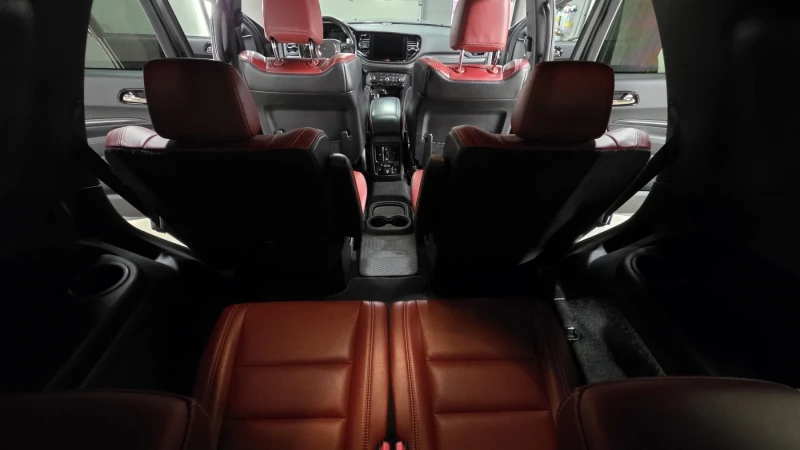 Dodge Durango SRT, снимка 17 - Автомобили и джипове - 52750495