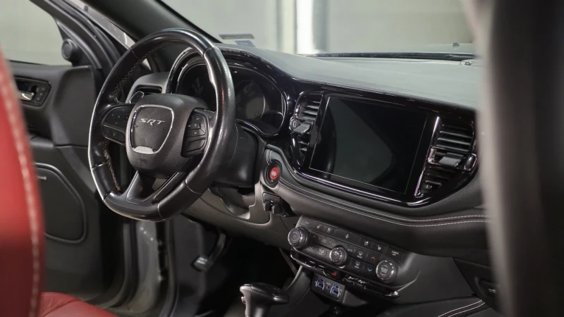 Dodge Durango SRT, снимка 13 - Автомобили и джипове - 52750495