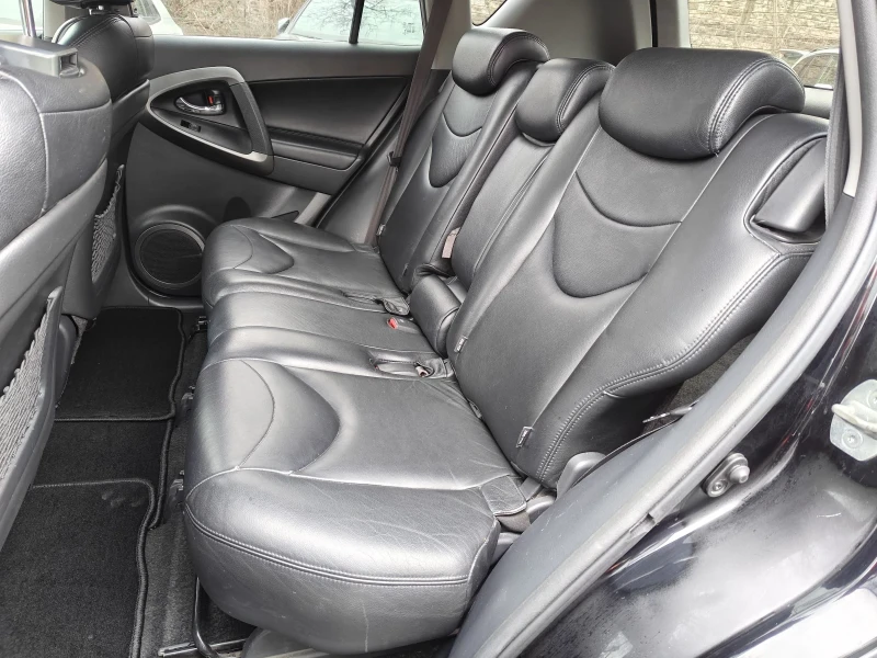 Toyota Rav4 2.0i 4x4 GAS, снимка 11 - Автомобили и джипове - 53207594