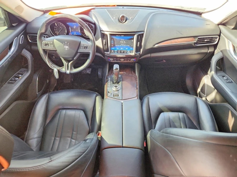 Maserati Levante, снимка 8 - Автомобили и джипове - 53577308