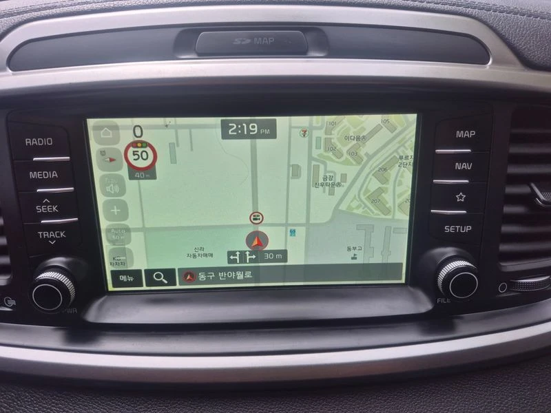 Kia Sorento Diesel 2.0 4WD| 200�.�. | Mobile.bg � ����������� 10