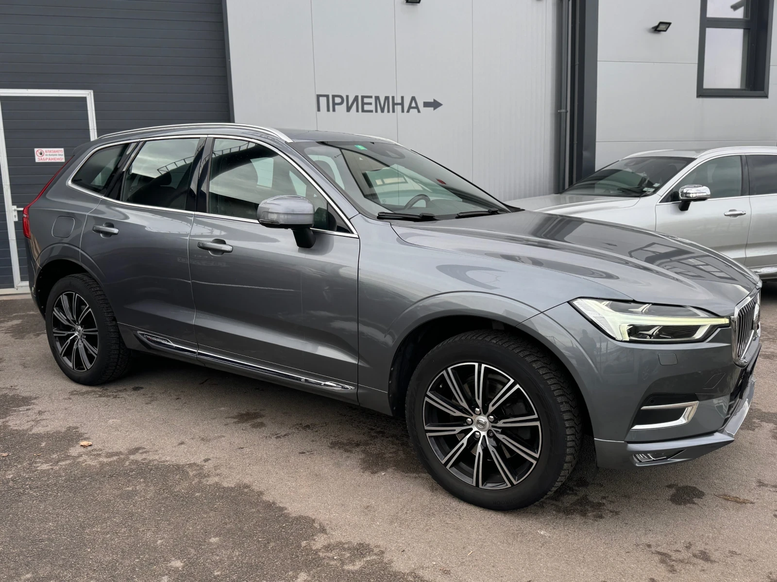 Volvo XC60 T6 Inscription SWISS - изображение 6