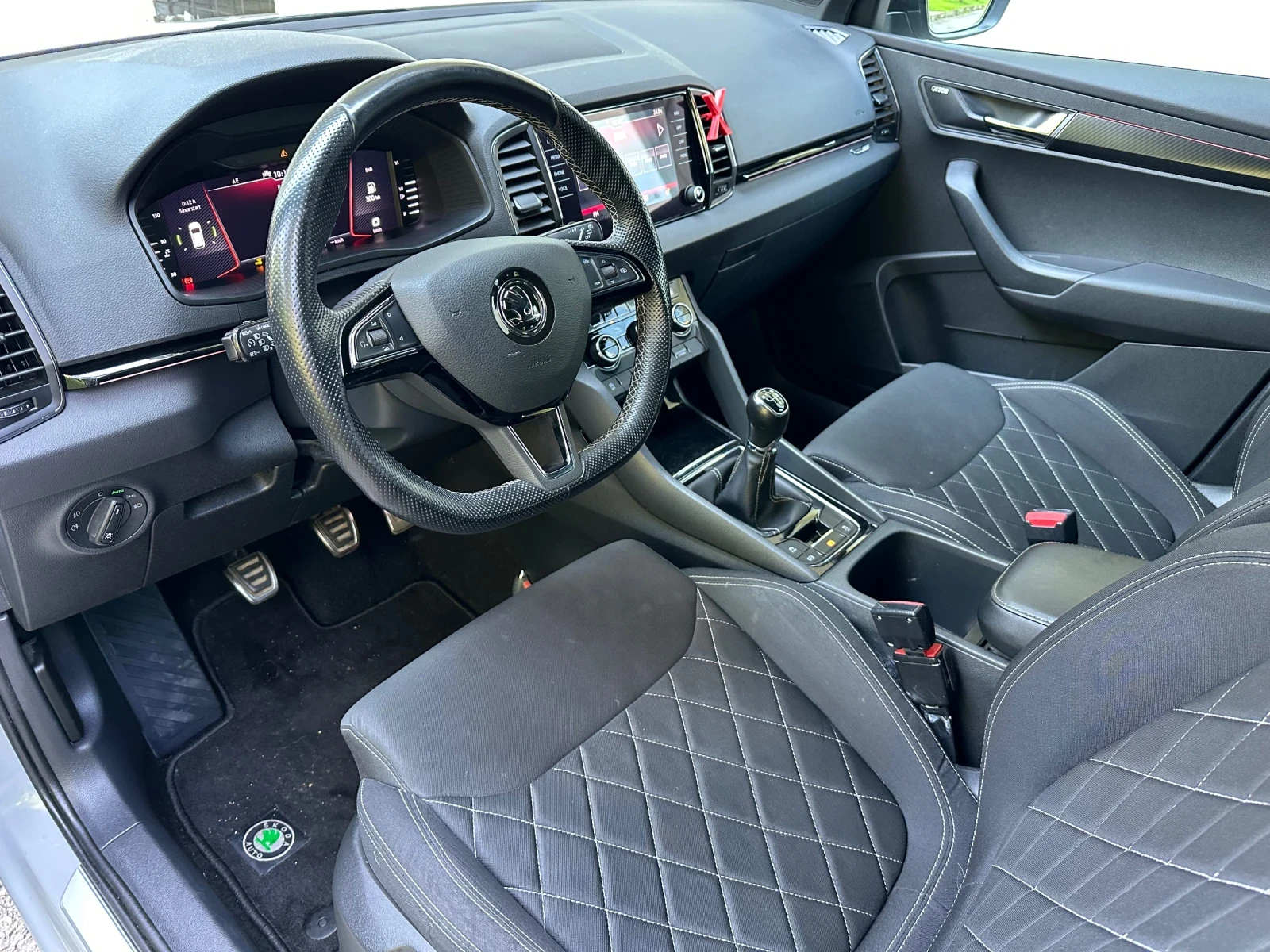 Skoda Karoq 1.5TSI / КАМЕРА / РЕГИСТРИРАН - изображение 9