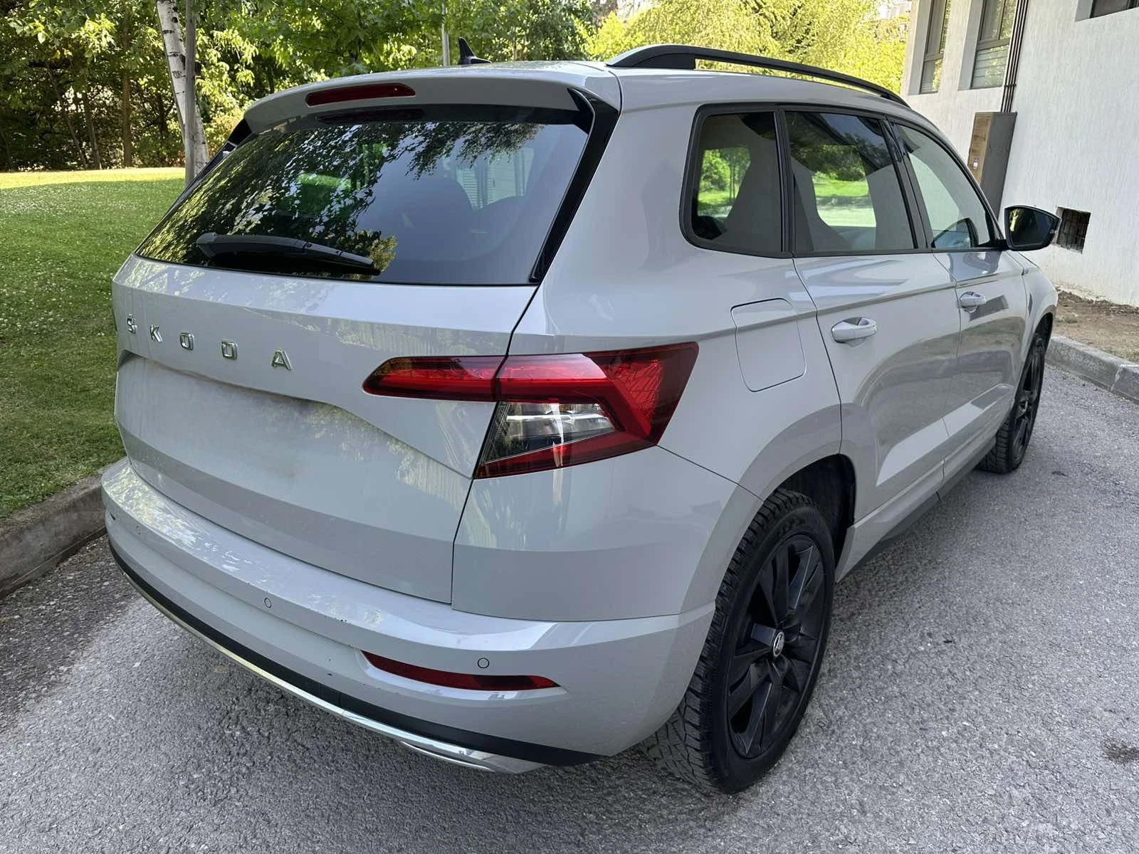 Skoda Karoq 1.5TSI / КАМЕРА / РЕГИСТРИРАН - изображение 7