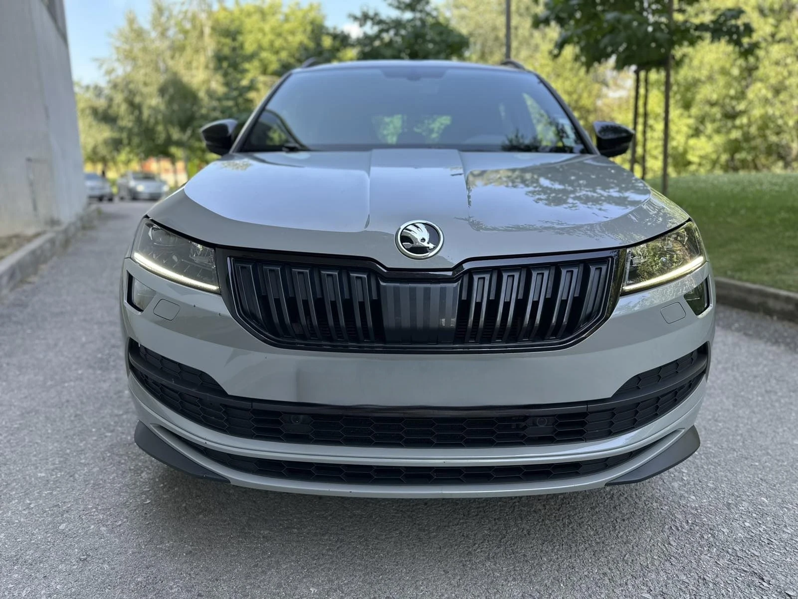 Skoda Karoq 1.5TSI / КАМЕРА / РЕГИСТРИРАН - изображение 2