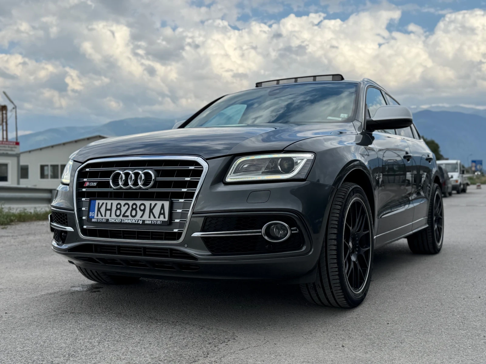 Audi SQ5 PANORAMA-KEYLES-PODGREV-MARTVA ZONA-PAMET-FULL-TOP - изображение 3