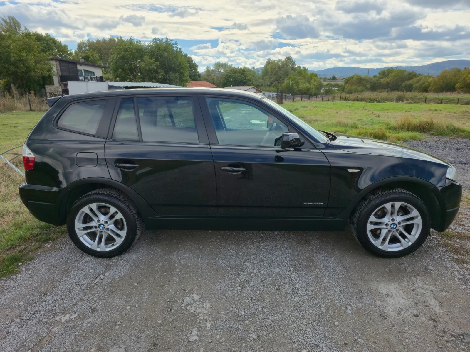 BMW X3 Facelift 2.0D X Drive Автоматик - изображение 5