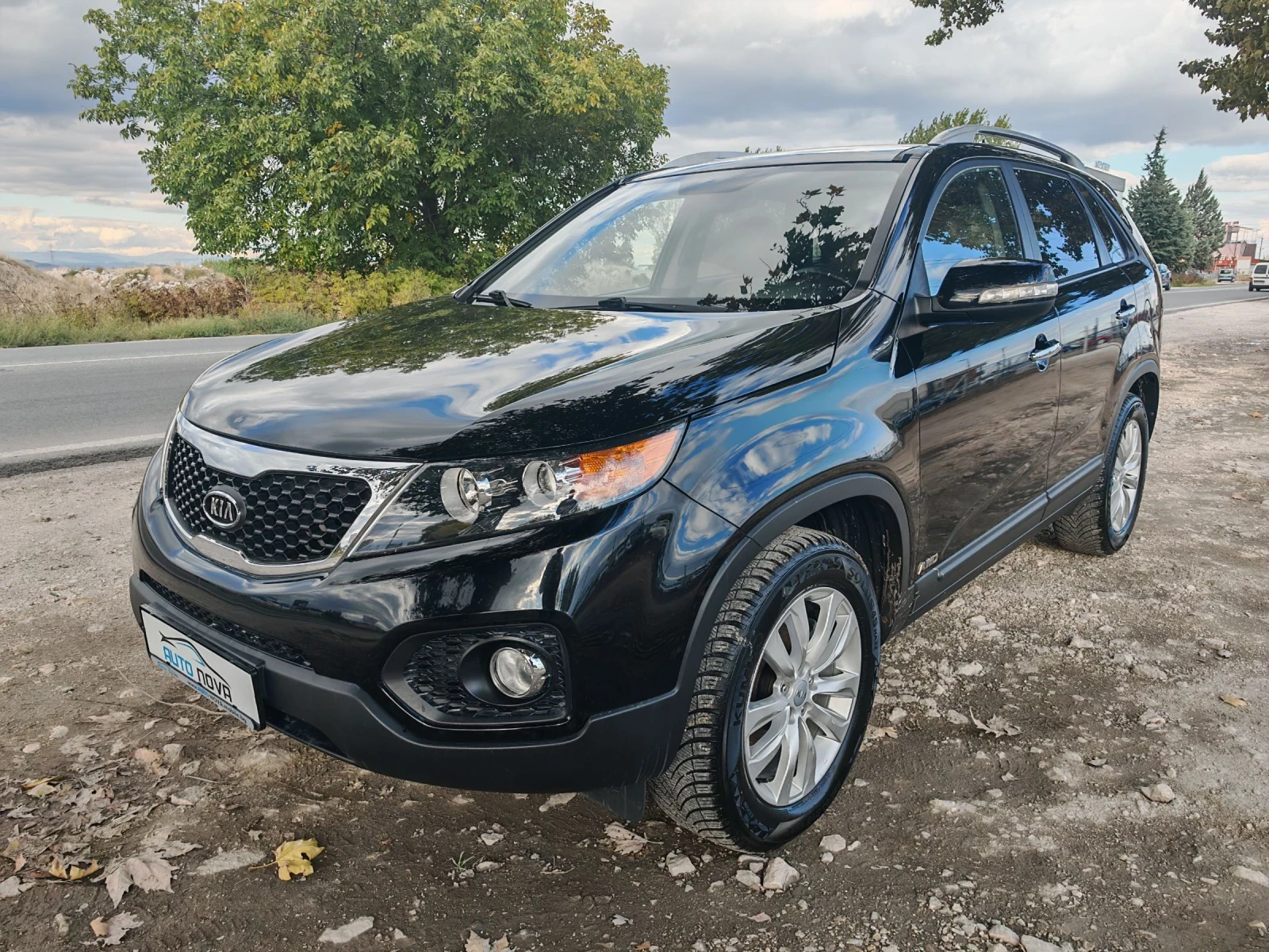 Kia Sorento 2.2 ДИЗЕЛ 197 К.С. 4Х4!КОЖА! 7МЕСТА! НАВИГАЦИЯ!  - изображение 3