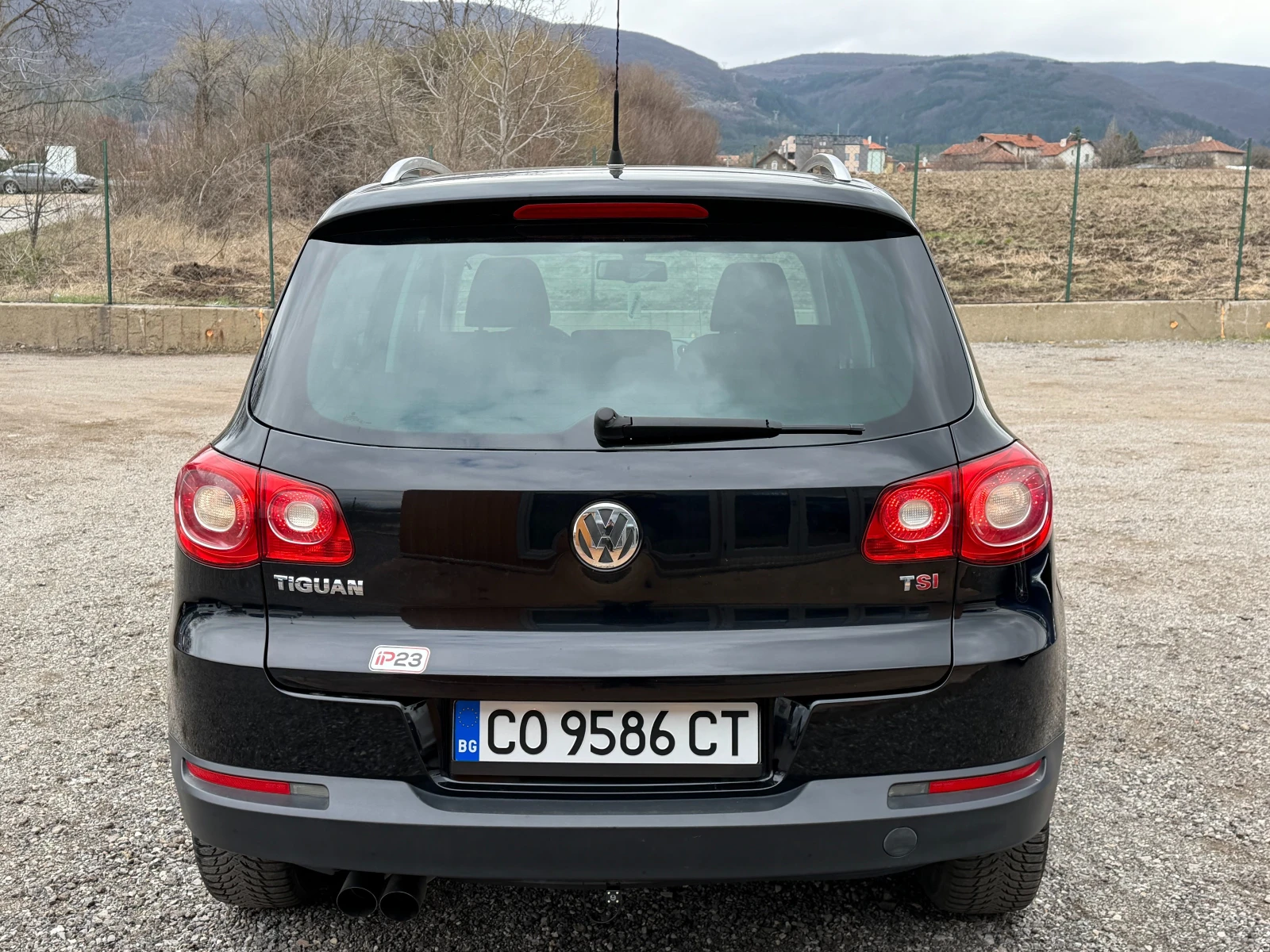 VW Tiguan 1.4 TSI Панорама /  Камера / Климатроник, снимка 5 - Автомобили и джипове - 53963780