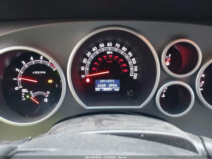 Toyota Sequoia Platinum 5.7L V8 * K����� ���� �� ��*  | Mobile.bg � ����������� 7