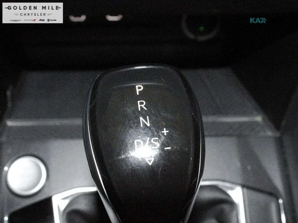 VW Tiguan АвтоКредит* (ЦЕНА ДО БГ)* , снимка 14 - Автомобили и джипове - 54793863