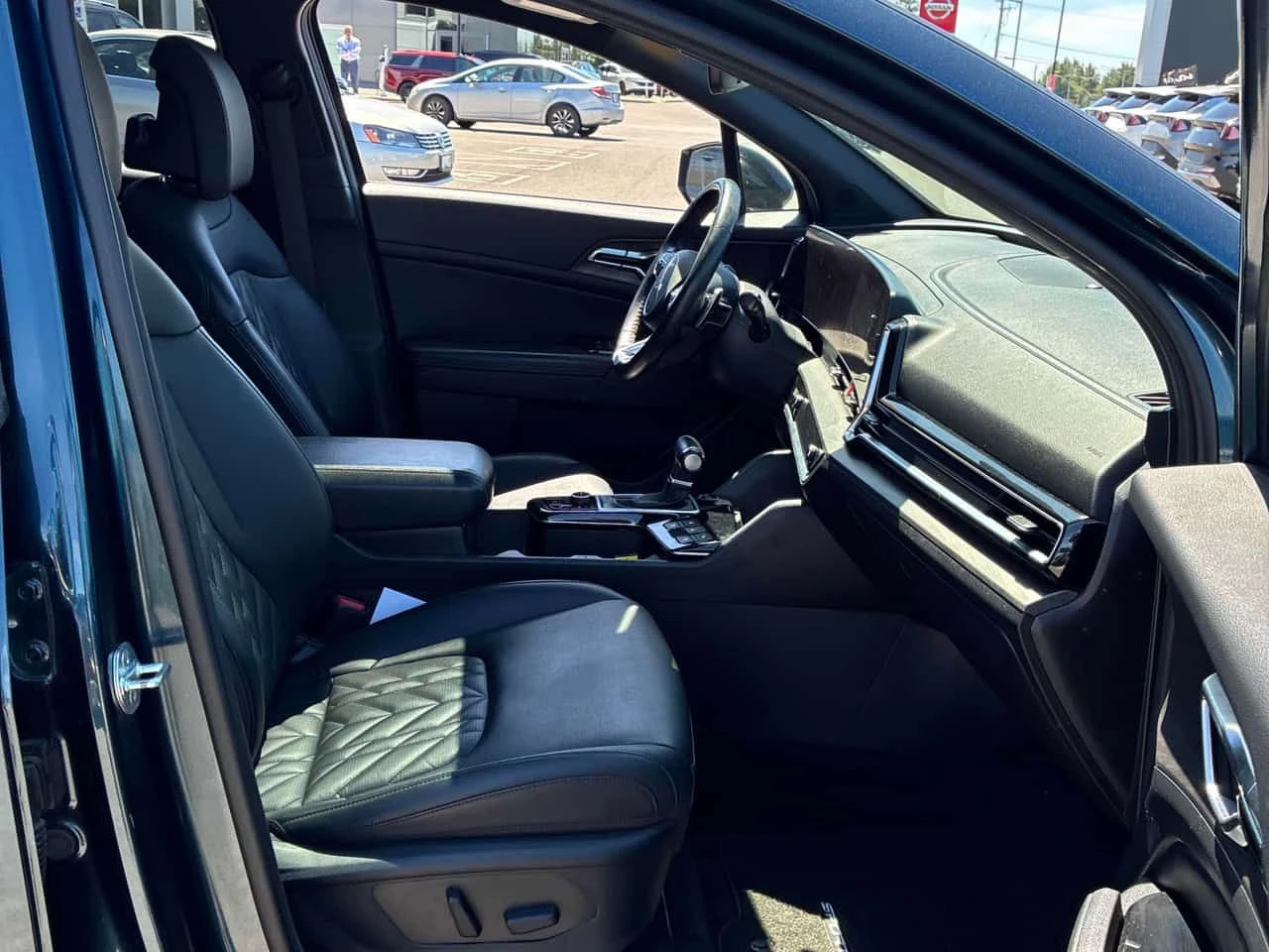 Kia Sportage X Line Limited/ПАНОРАМА/ДИСТРОНИК/360/OT KIA, снимка 13 - Автомобили и джипове - 54971304
