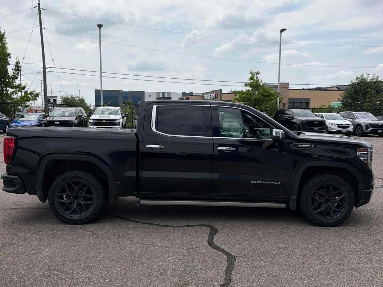 Gmc Sierra * Denali Ultimate * АВТОКРЕДИТ БЕЗ ПЪРВОНАЧАЛНА* , снимка 3 - Автомобили и джипове - 55182675