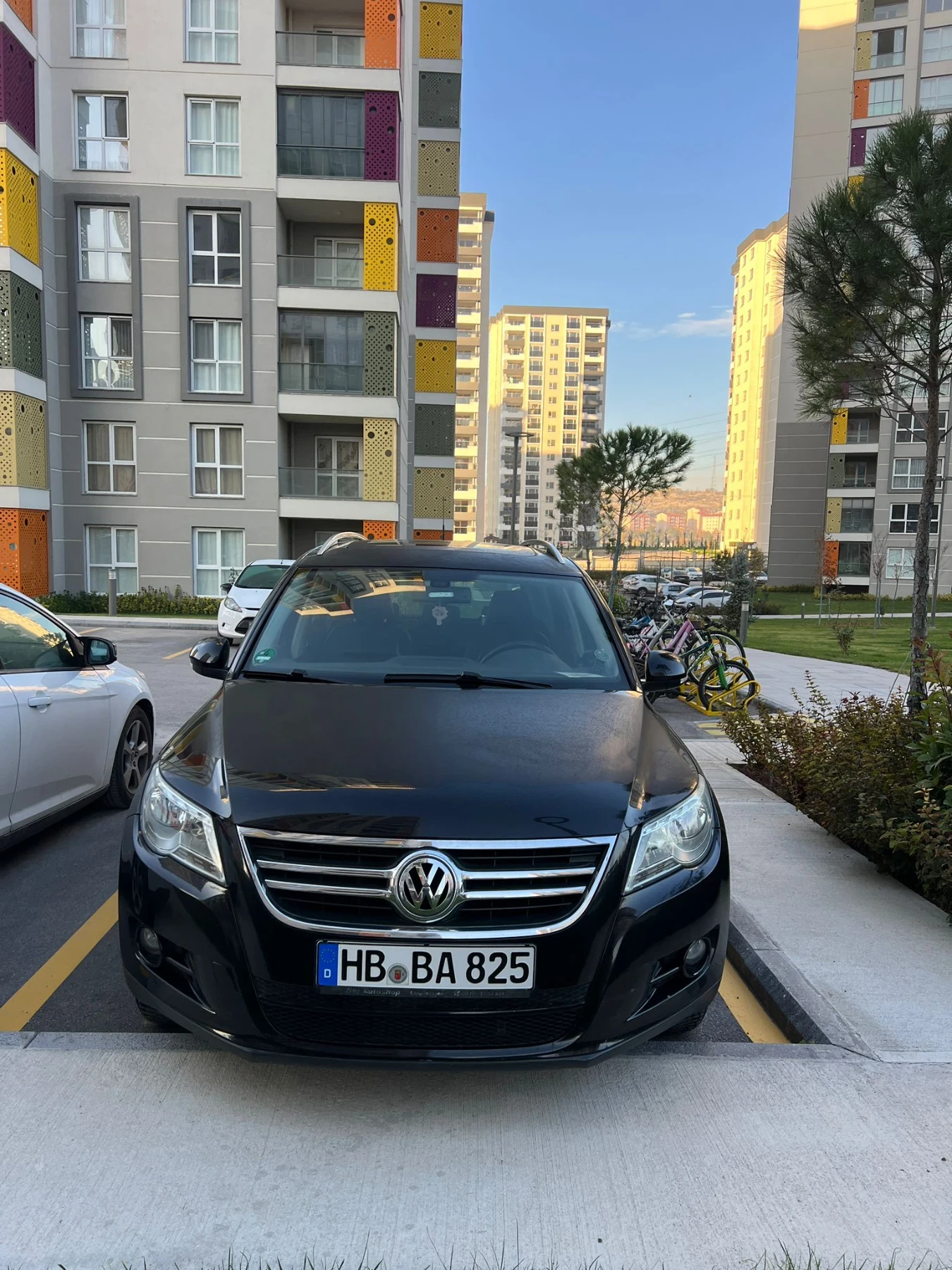 VW Tiguan 2.0tdi140k.cDSG4x4 Панорама , снимка 2 - Автомобили и джипове - 55252514