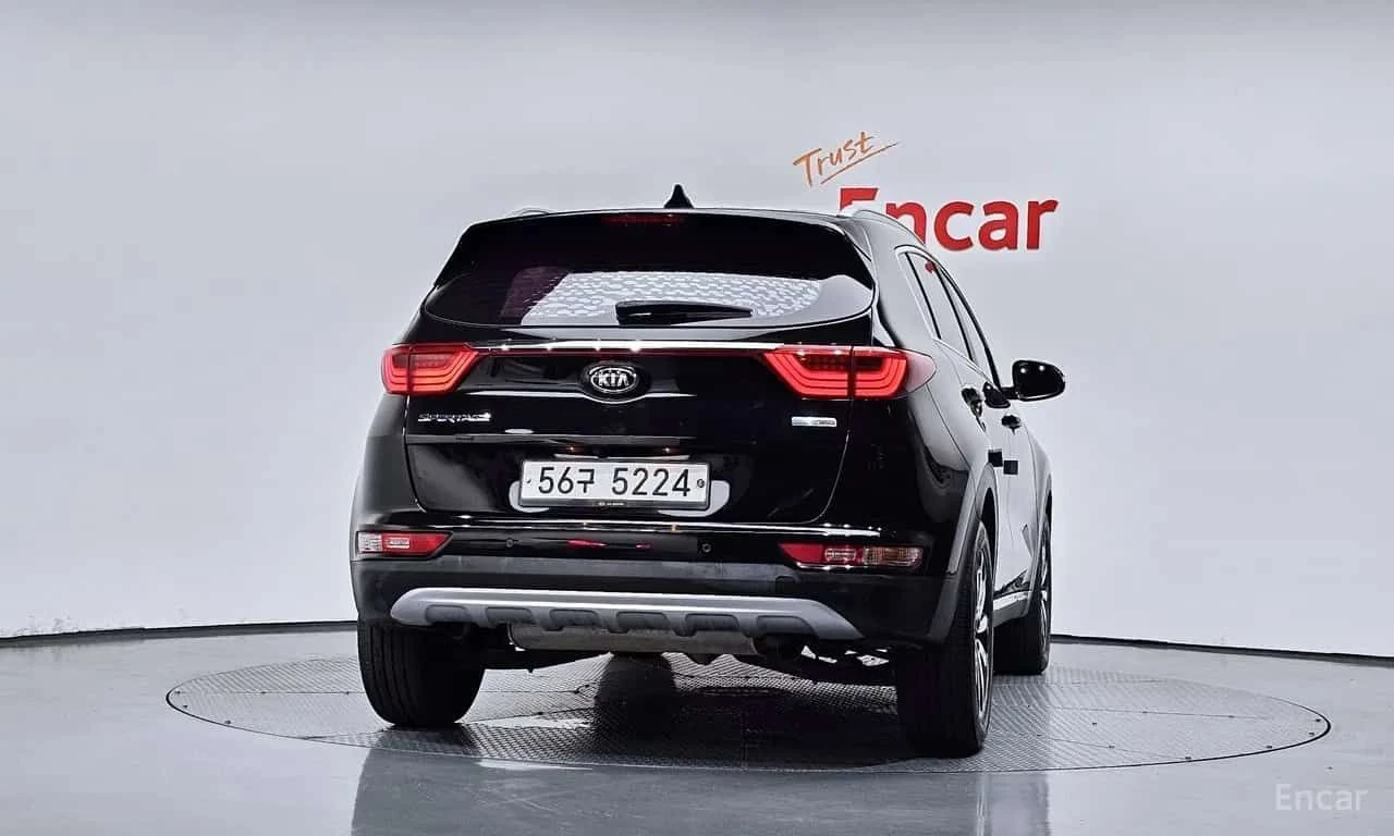 Kia Sportage * Diesel 1.7 2wd Noblesse * CARFAX * ЦЕНА ДО БГ, снимка 4 - Автомобили и джипове - 55510751