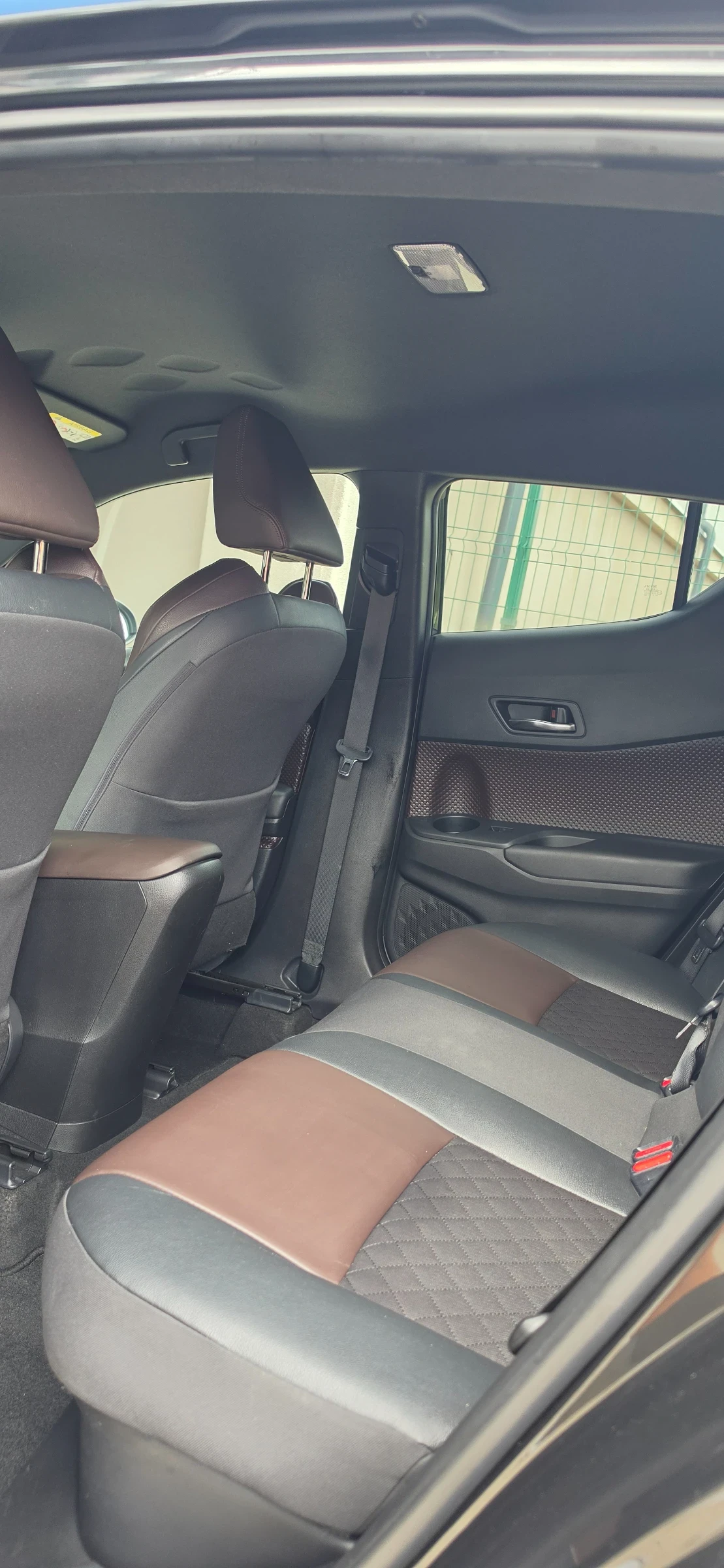 Toyota C-HR + + + 1.8 Hybrid, Exclusive+ + +  | Mobile.bg � ����������� 12